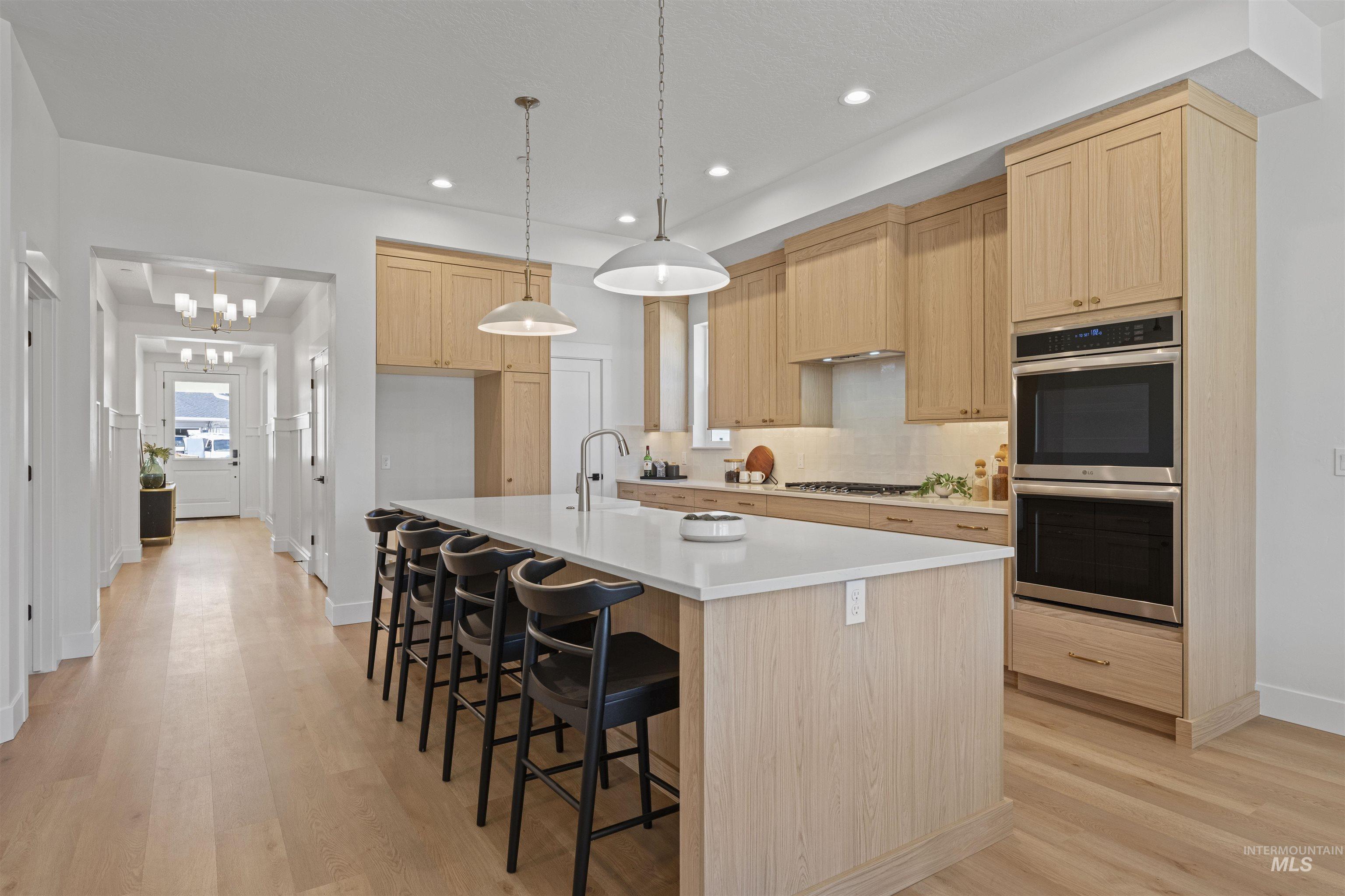 707 E Merino St, Kuna, Idaho 83634-5583, 3 Bedrooms, 2.5 Bathrooms, Residential For Sale, Price $729,900,MLS 98972585