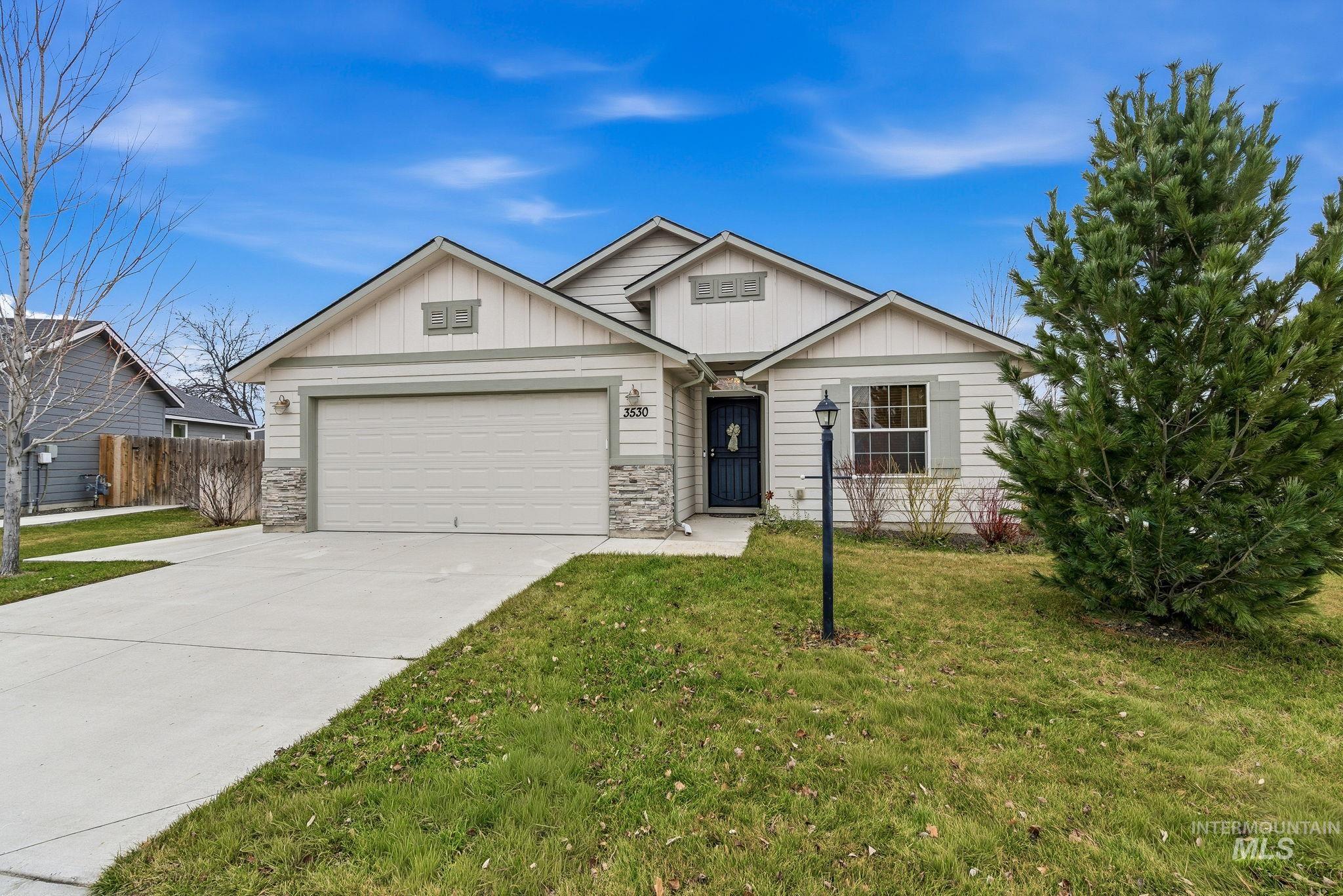 3530 S Clark Fork Ave., Nampa, Idaho 83686, 3 Bedrooms, 2 Bathrooms, Residential For Sale, Price $391,000,MLS 98972586