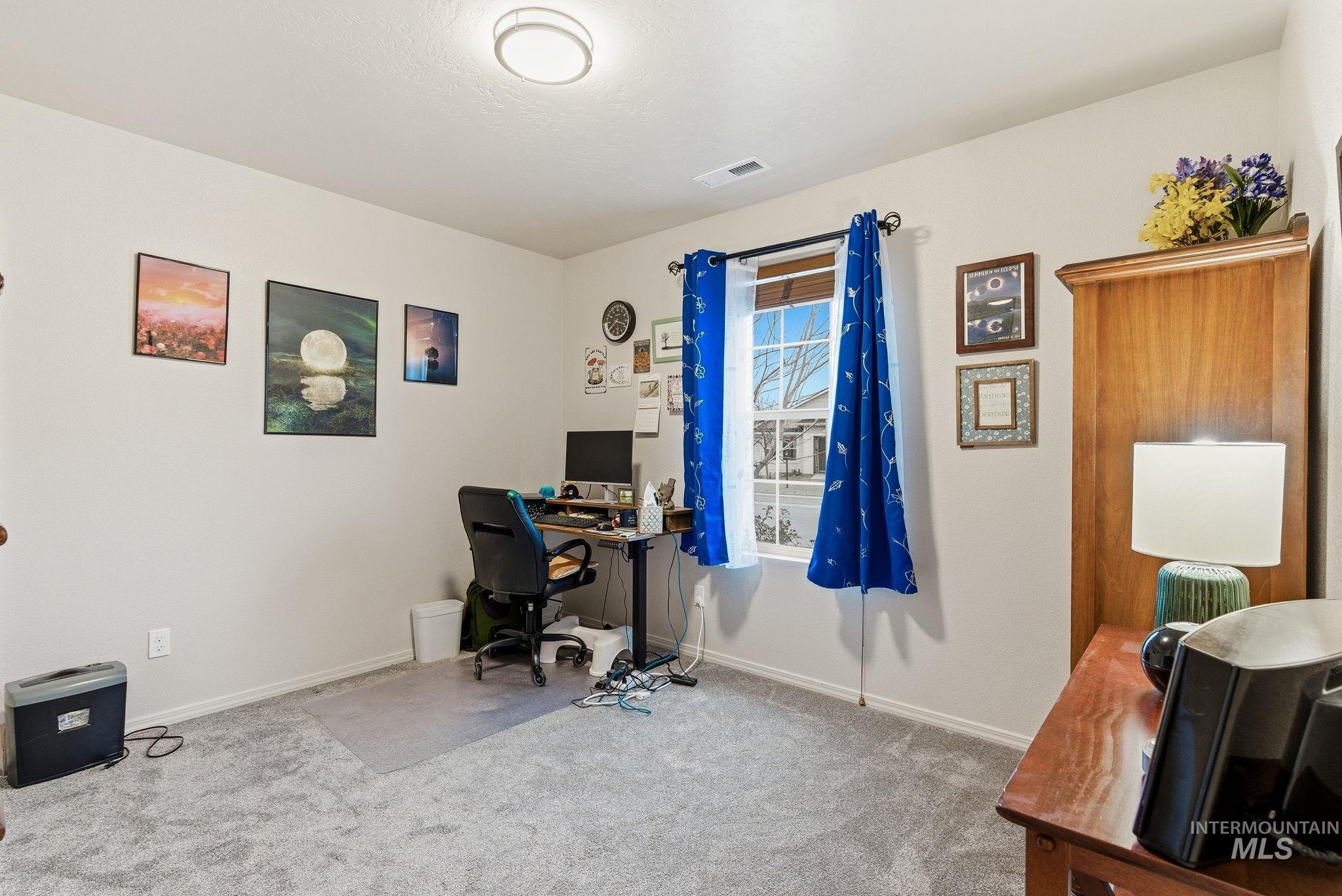 3530 S Clark Fork Ave., Nampa, Idaho 83686, 3 Bedrooms, 2 Bathrooms, Residential For Sale, Price $391,000,MLS 98972586