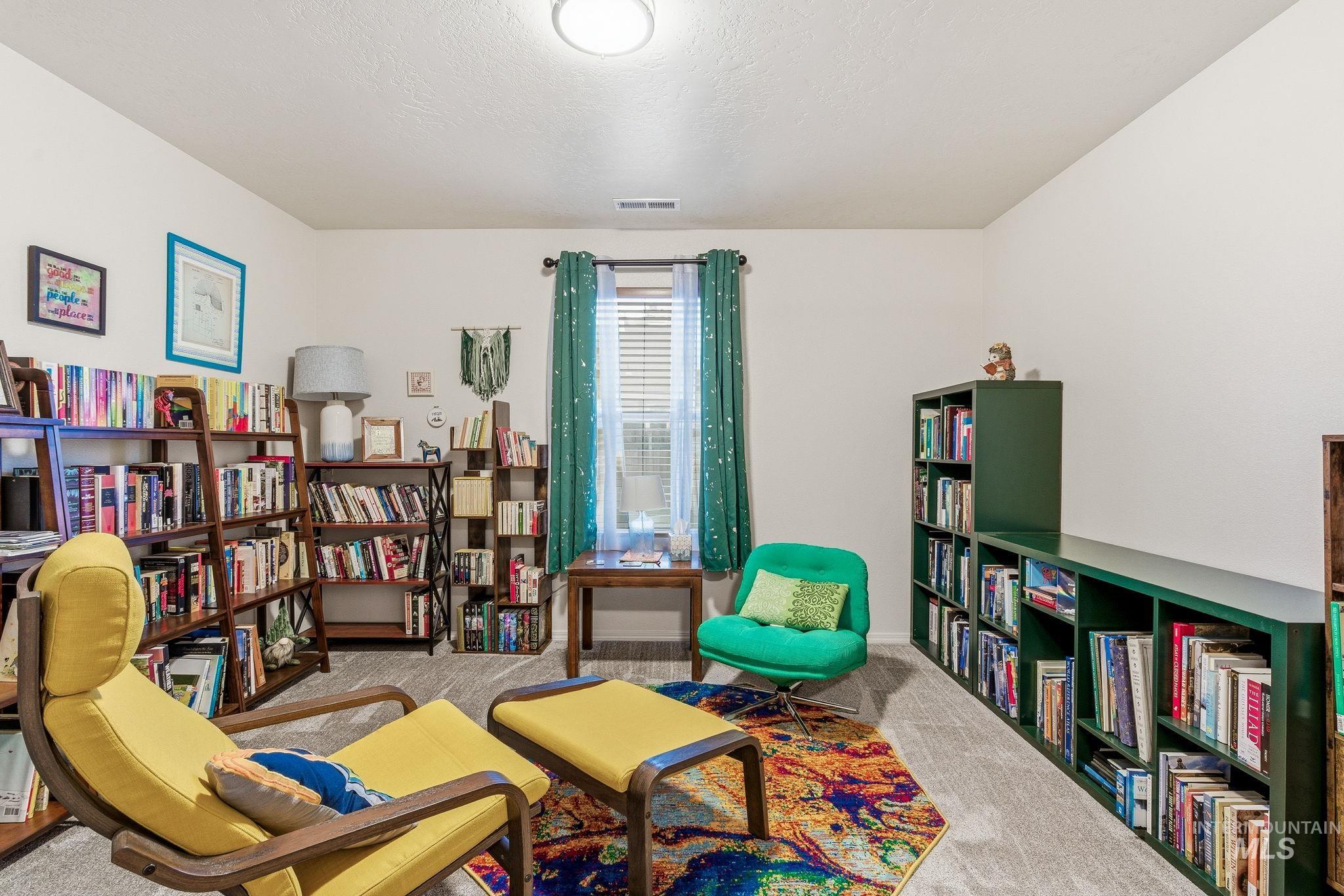 3530 S Clark Fork Ave., Nampa, Idaho 83686, 3 Bedrooms, 2 Bathrooms, Residential For Sale, Price $391,000,MLS 98972586