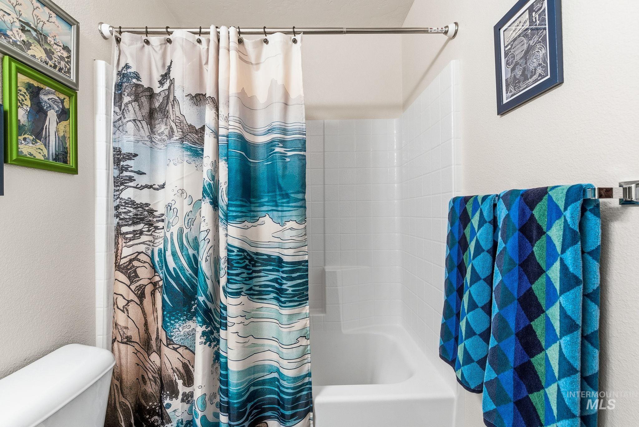 3530 S Clark Fork Ave., Nampa, Idaho 83686, 3 Bedrooms, 2 Bathrooms, Residential For Sale, Price $391,000,MLS 98972586