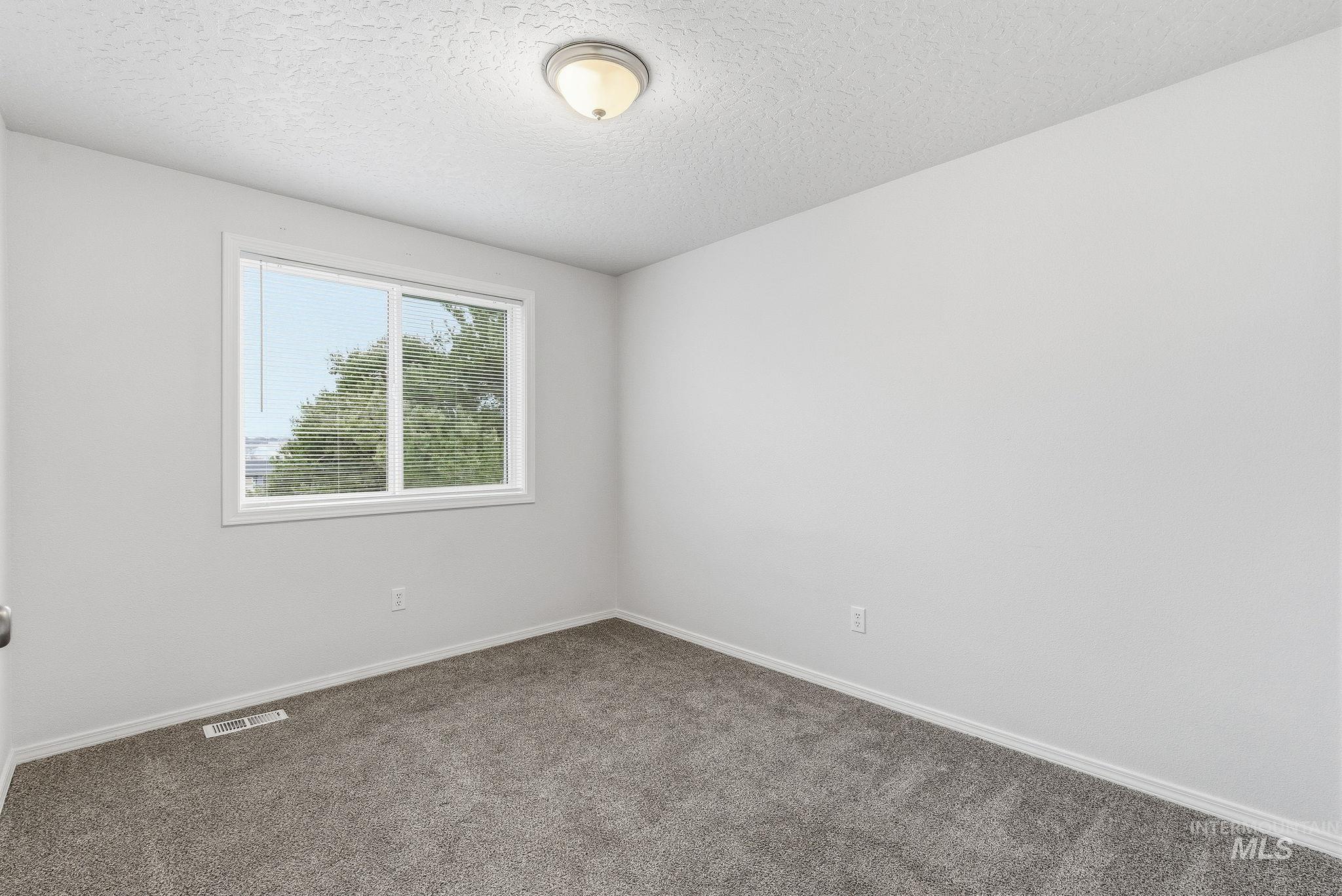 8911 W Victory Rd, Boise, Idaho 83709, 3 Bedrooms, 3 Bathrooms, Residential For Sale, Price $659,900,MLS 98972588