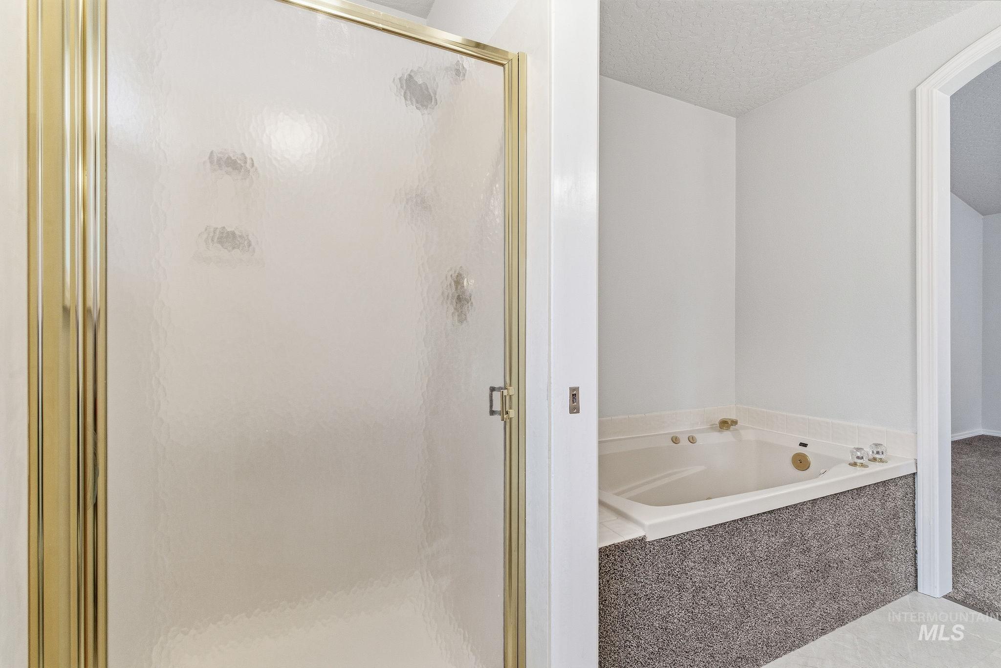 8911 W Victory Rd, Boise, Idaho 83709, 3 Bedrooms, 3 Bathrooms, Residential For Sale, Price $659,900,MLS 98972588