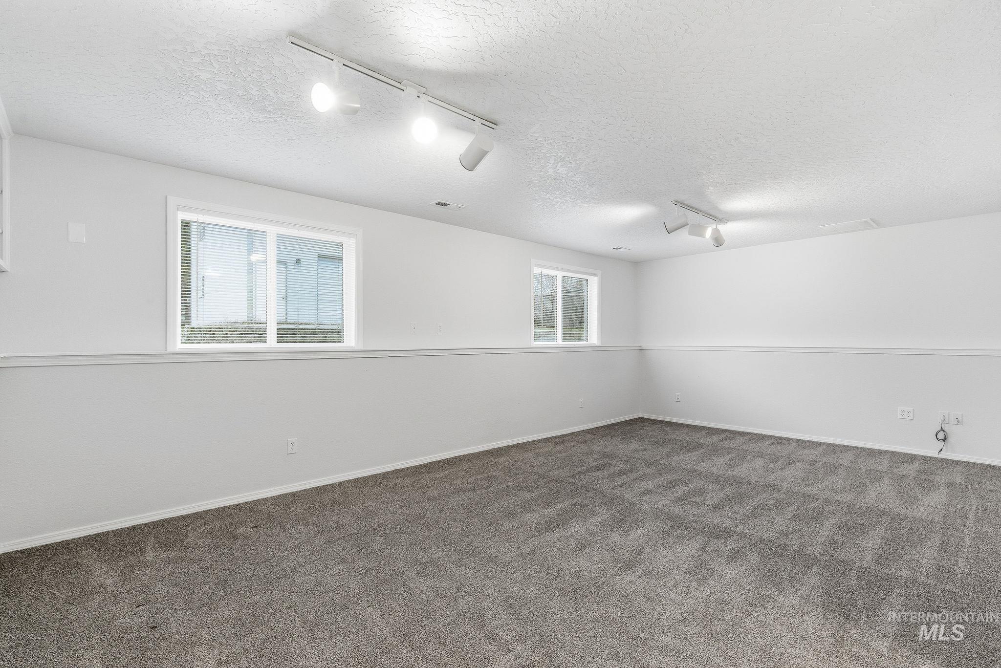 8911 W Victory Rd, Boise, Idaho 83709, 3 Bedrooms, 3 Bathrooms, Residential For Sale, Price $659,900,MLS 98972588