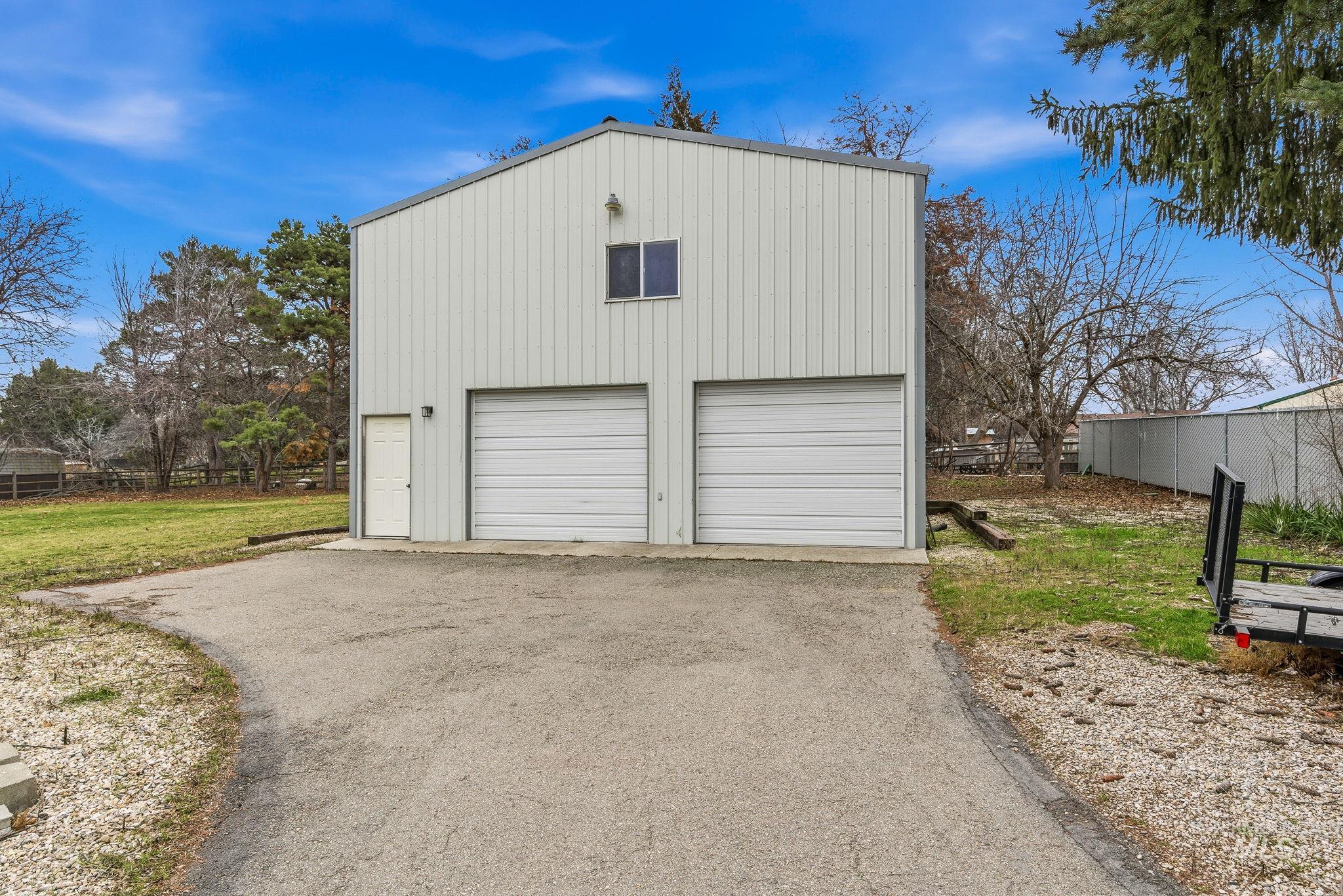 8911 W Victory Rd, Boise, Idaho 83709, 3 Bedrooms, 3 Bathrooms, Residential For Sale, Price $659,900,MLS 98972588