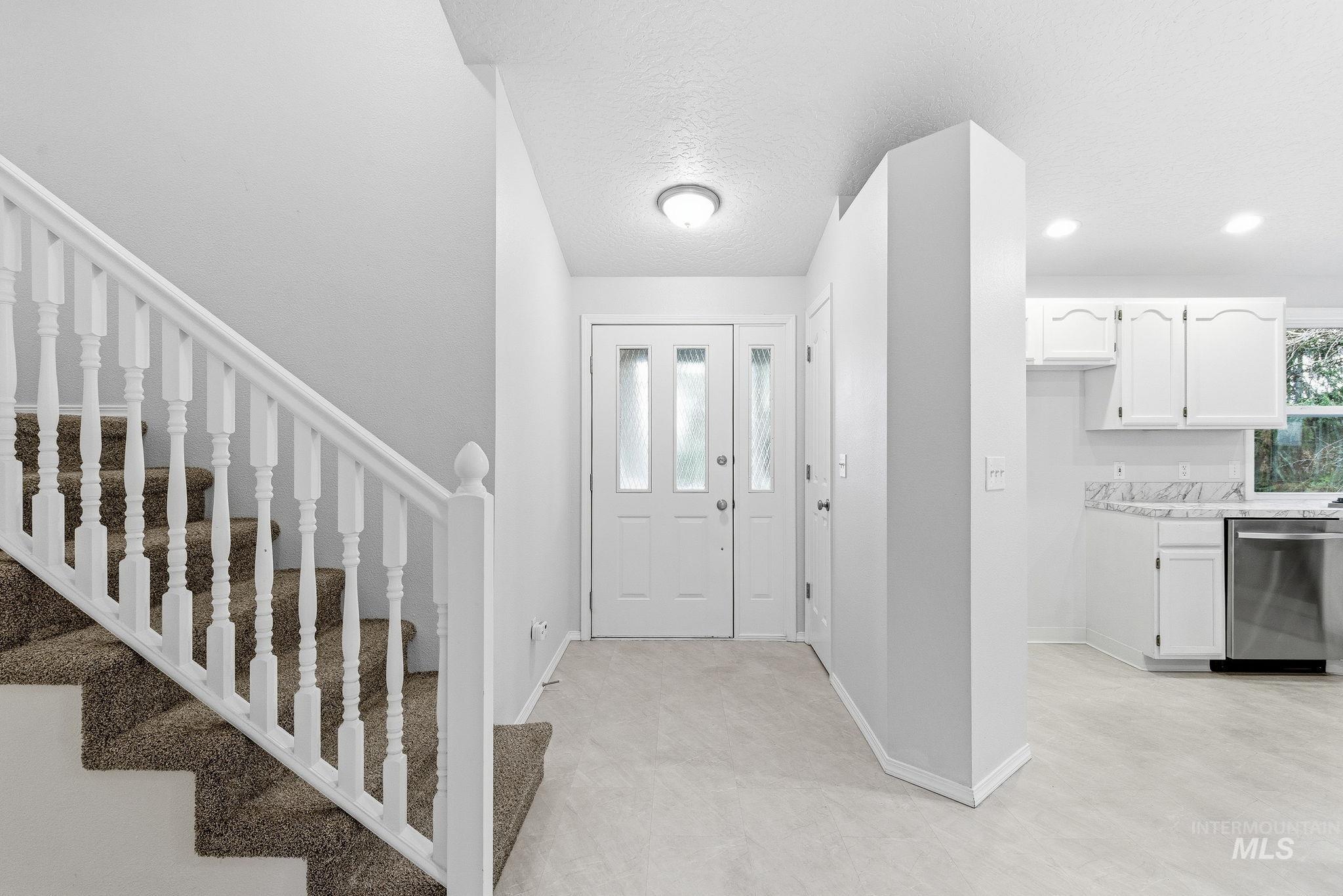 8911 W Victory Rd, Boise, Idaho 83709, 3 Bedrooms, 3 Bathrooms, Residential For Sale, Price $659,900,MLS 98972588