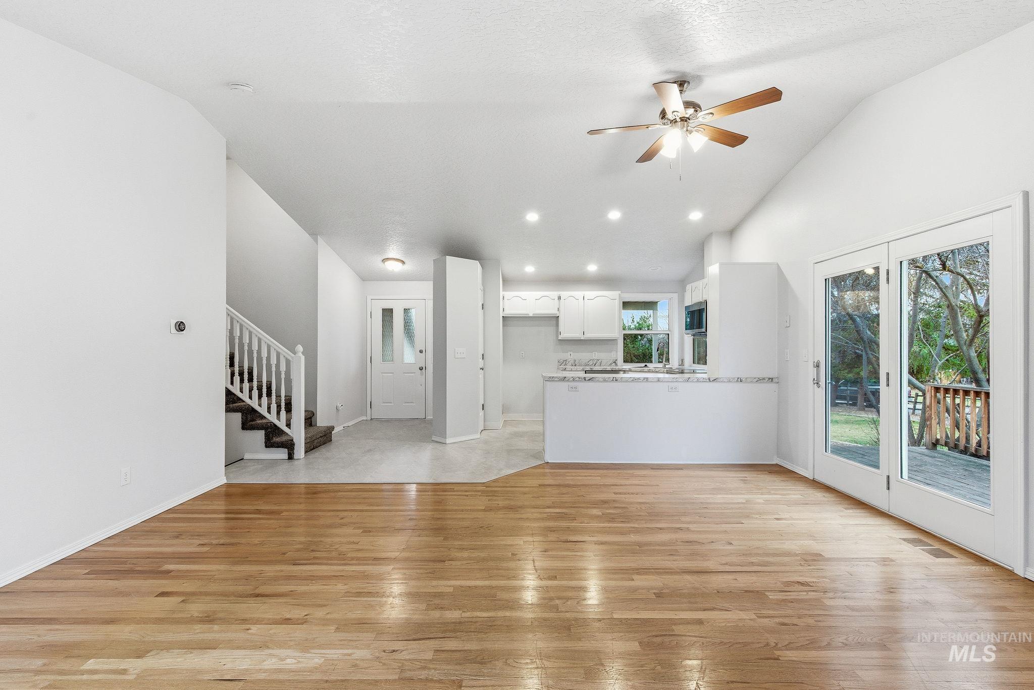 8911 W Victory Rd, Boise, Idaho 83709, 3 Bedrooms, 3 Bathrooms, Residential For Sale, Price $659,900,MLS 98972588