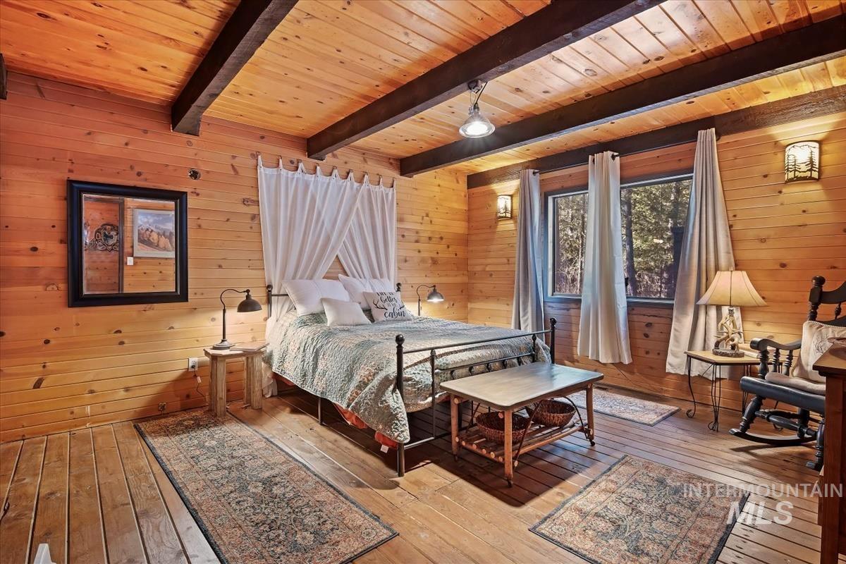 20 North Trail, Garden Valley, Idaho 83622, 3 Bedrooms, 2 Bathrooms, Residential For Sale, Price $569,000,MLS 98972590