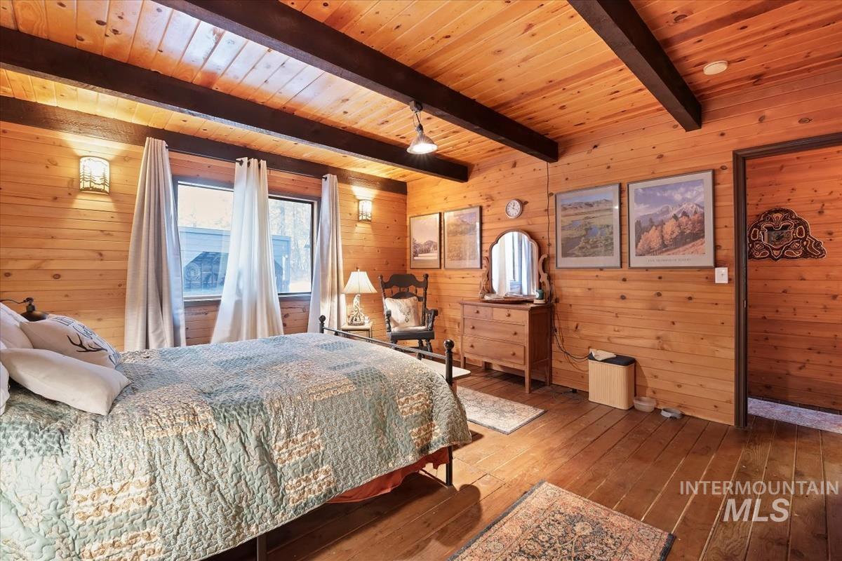 20 North Trail, Garden Valley, Idaho 83622, 3 Bedrooms, 2 Bathrooms, Residential For Sale, Price $569,000,MLS 98972590