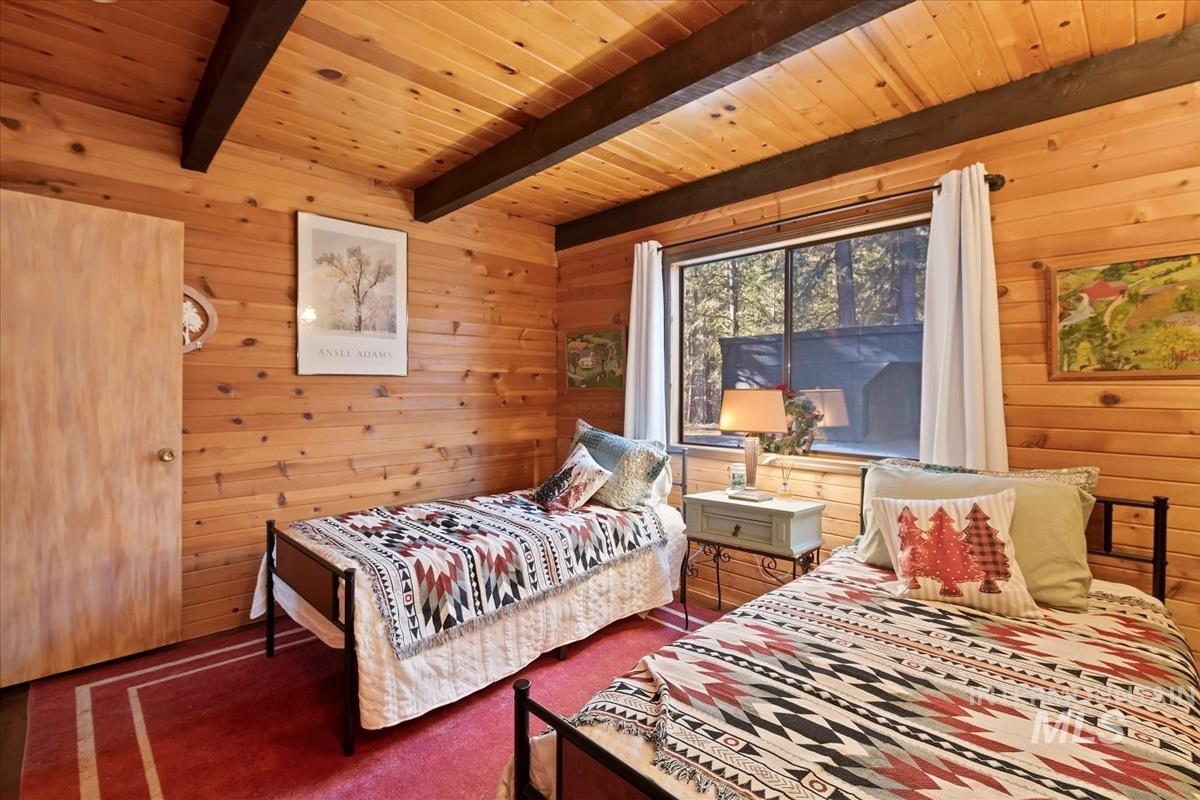 20 North Trail, Garden Valley, Idaho 83622, 3 Bedrooms, 2 Bathrooms, Residential For Sale, Price $569,000,MLS 98972590