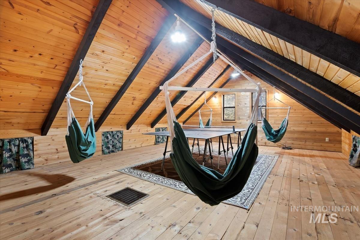 20 North Trail, Garden Valley, Idaho 83622, 3 Bedrooms, 2 Bathrooms, Residential For Sale, Price $569,000,MLS 98972590