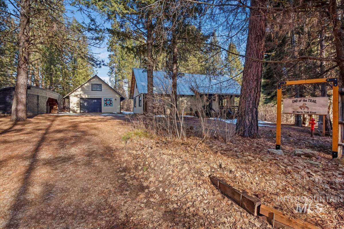 20 North Trail, Garden Valley, Idaho 83622, 3 Bedrooms, 2 Bathrooms, Residential For Sale, Price $569,000,MLS 98972590