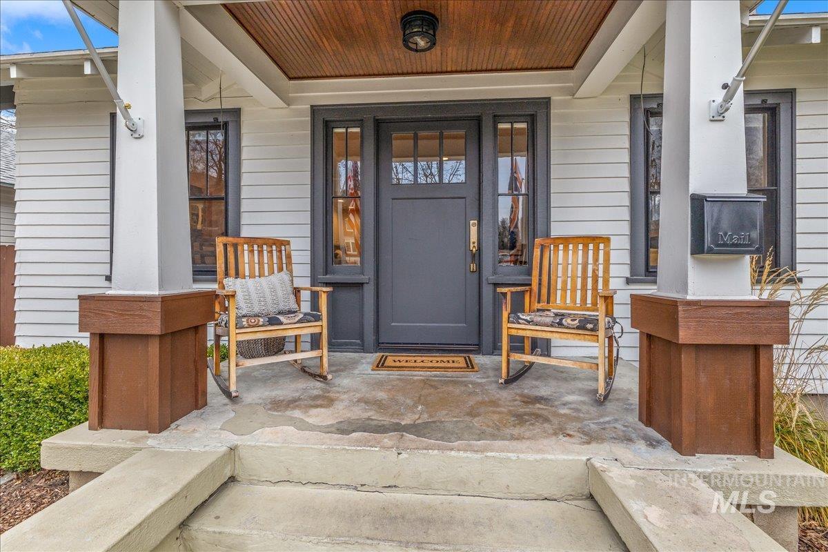 1515 N 16th St, Boise, Idaho 83702, 3 Bedrooms, 2 Bathrooms, Residential For Sale, Price $899,900,MLS 98972591