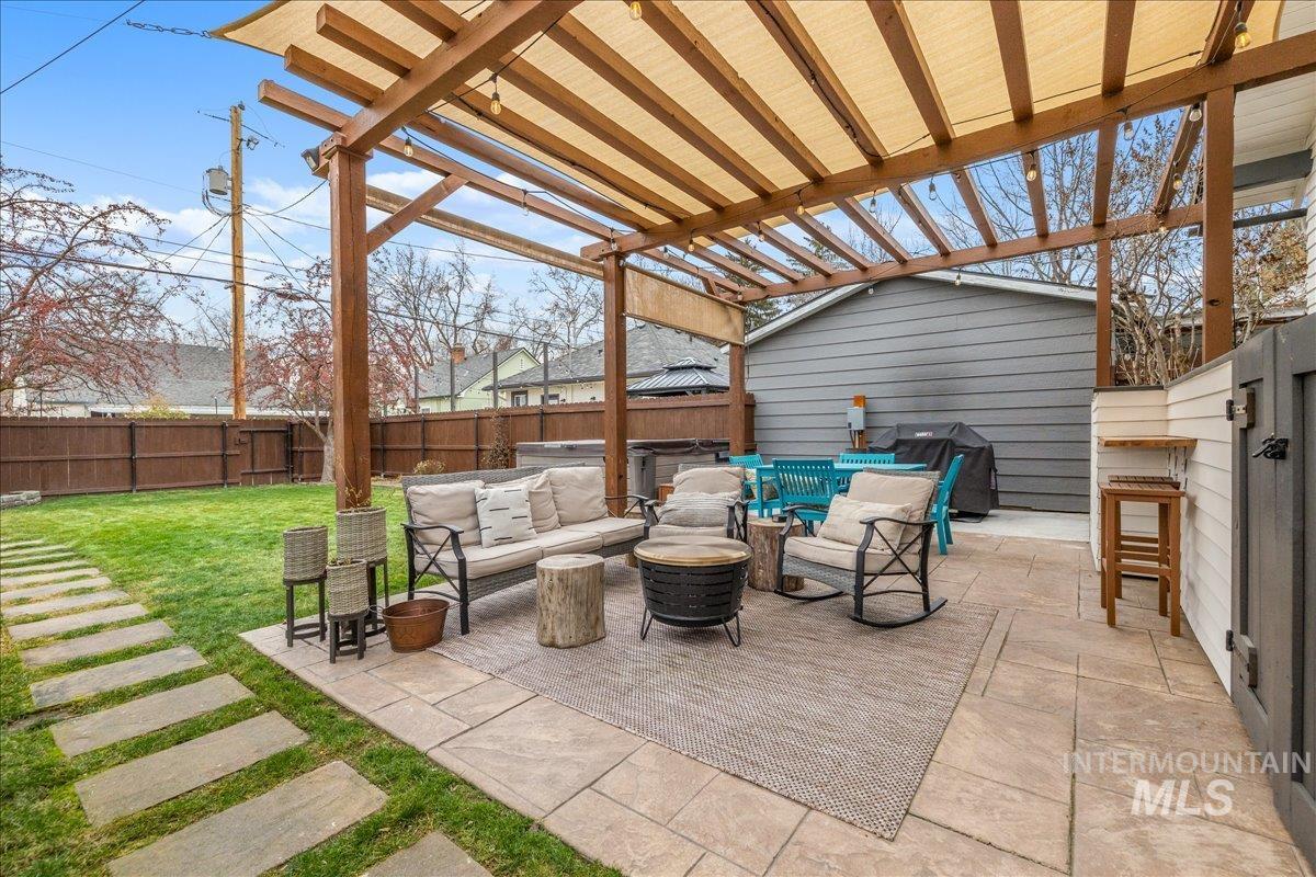 1515 N 16th St, Boise, Idaho 83702, 3 Bedrooms, 2 Bathrooms, Residential For Sale, Price $899,900,MLS 98972591