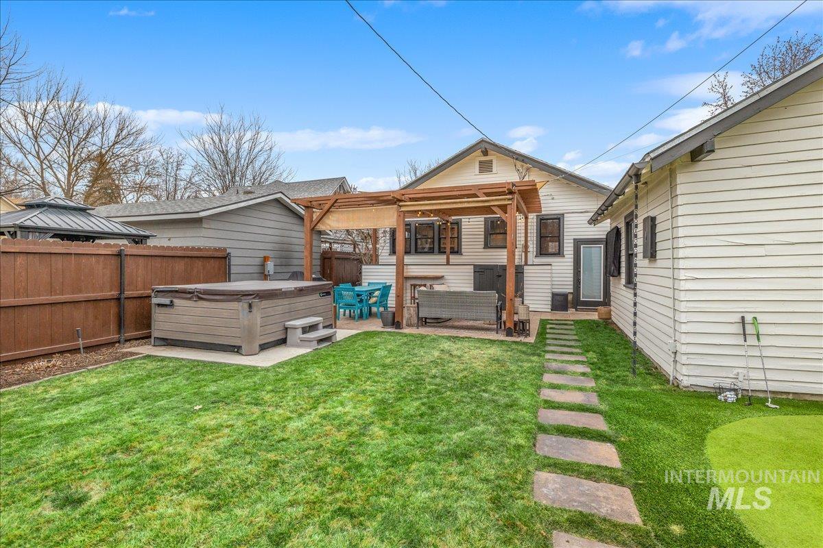 1515 N 16th St, Boise, Idaho 83702, 3 Bedrooms, 2 Bathrooms, Residential For Sale, Price $899,900,MLS 98972591