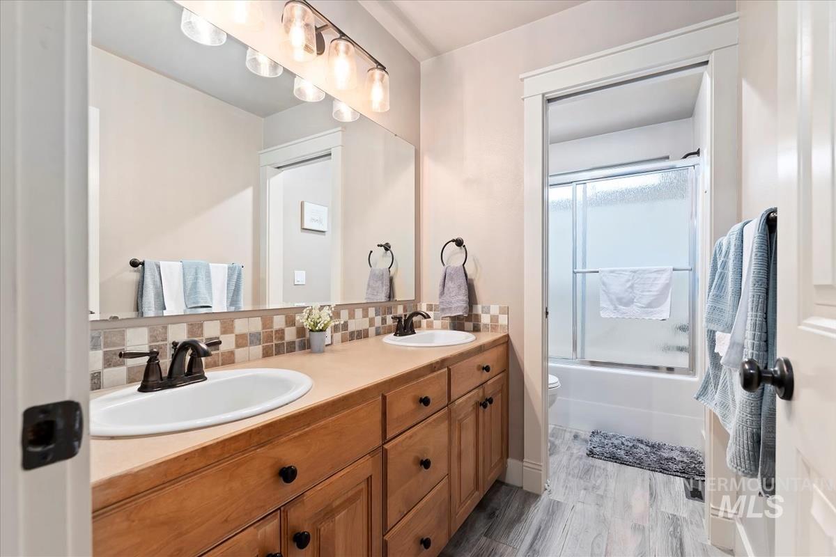 4512 N Trail Blazer Pl, Meridian, Idaho 83646, 4 Bedrooms, 2.5 Bathrooms, Residential For Sale, Price $774,900,MLS 98972592