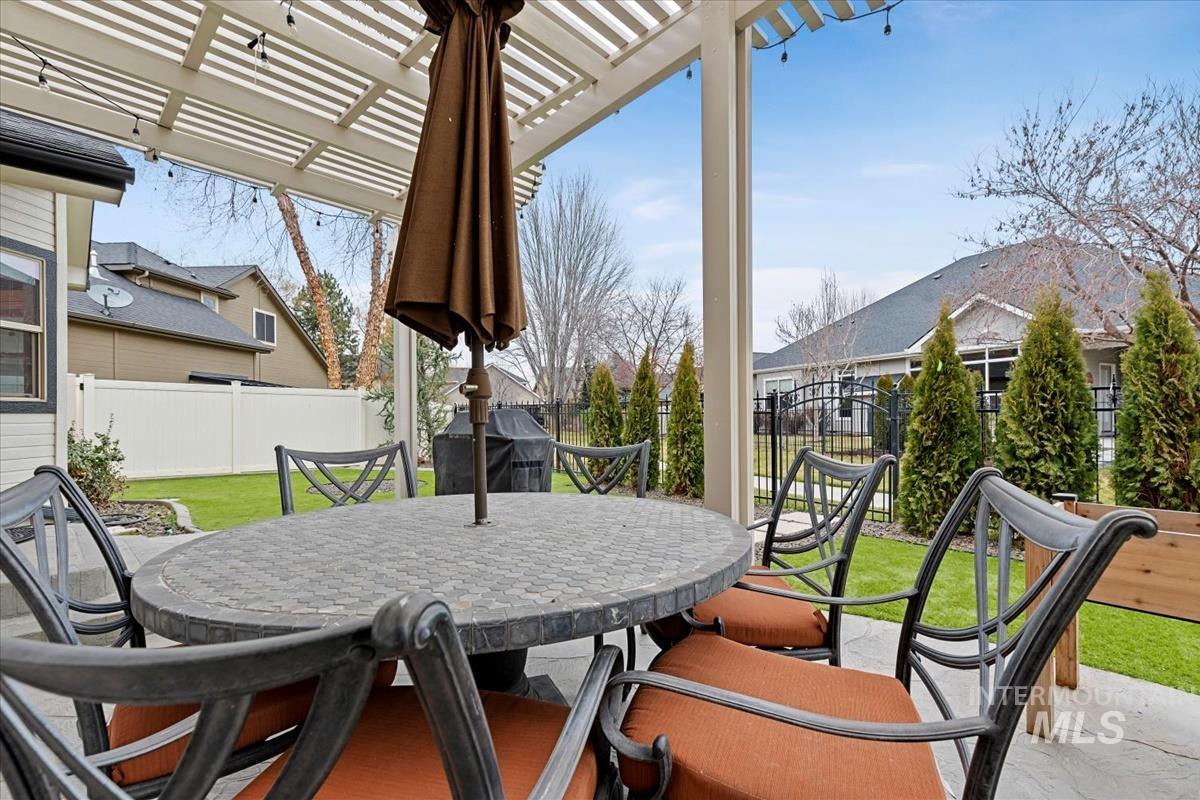 4512 N Trail Blazer Pl, Meridian, Idaho 83646, 4 Bedrooms, 2.5 Bathrooms, Residential For Sale, Price $774,900,MLS 98972592