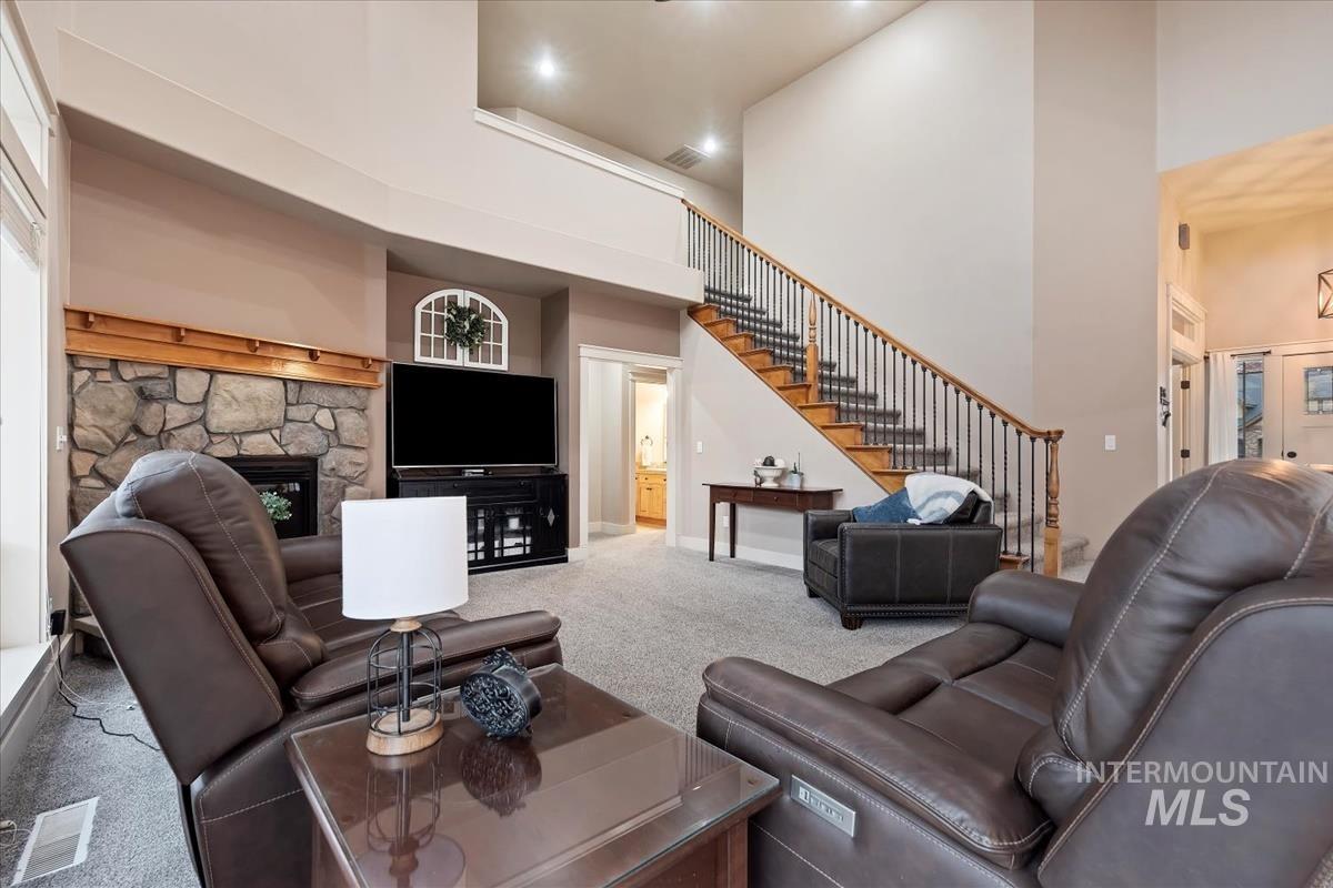 4512 N Trail Blazer Pl, Meridian, Idaho 83646, 4 Bedrooms, 2.5 Bathrooms, Residential For Sale, Price $774,900,MLS 98972592