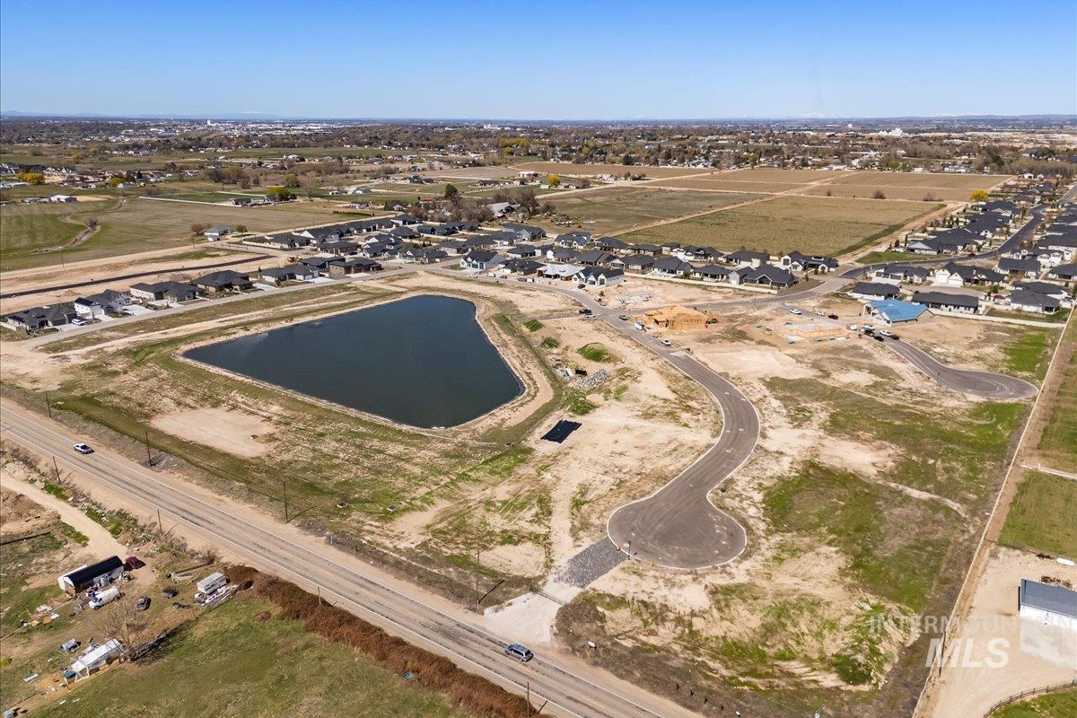 7642 E Newcastle Dr, Nampa, Idaho 83687, 3 Bedrooms, 3.5 Bathrooms, Residential For Sale, Price $978,095,MLS 98972593