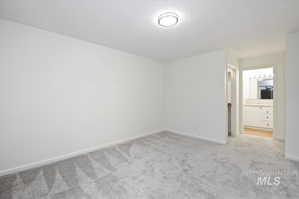 8093 W Penny Ln., Garden City, Idaho 83714, 2 Bedrooms, 2.5 Bathrooms, Residential For Sale, Price $404,900,MLS 98972595