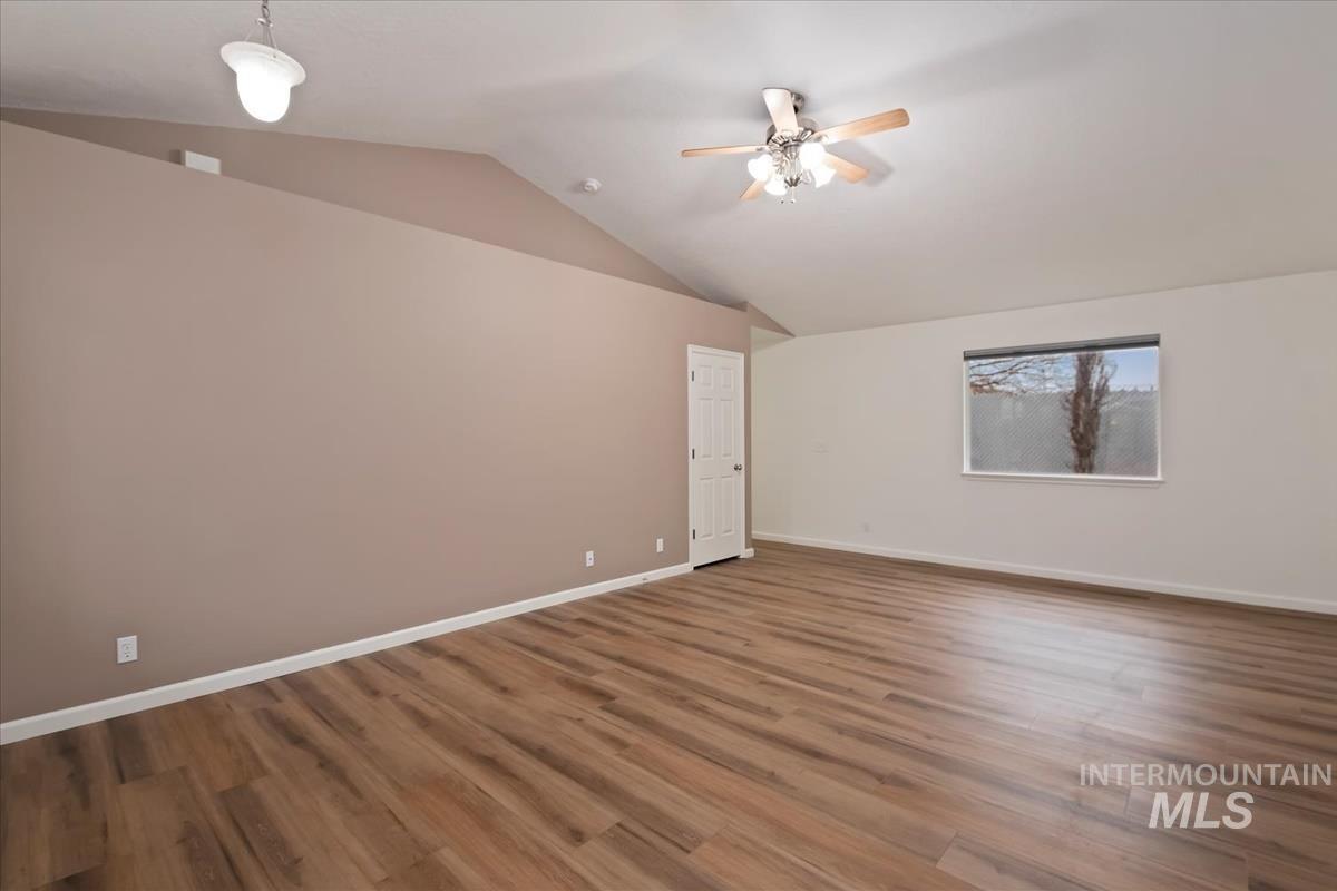 8093 W Penny Ln., Garden City, Idaho 83714, 2 Bedrooms, 2.5 Bathrooms, Residential For Sale, Price $404,900,MLS 98972595