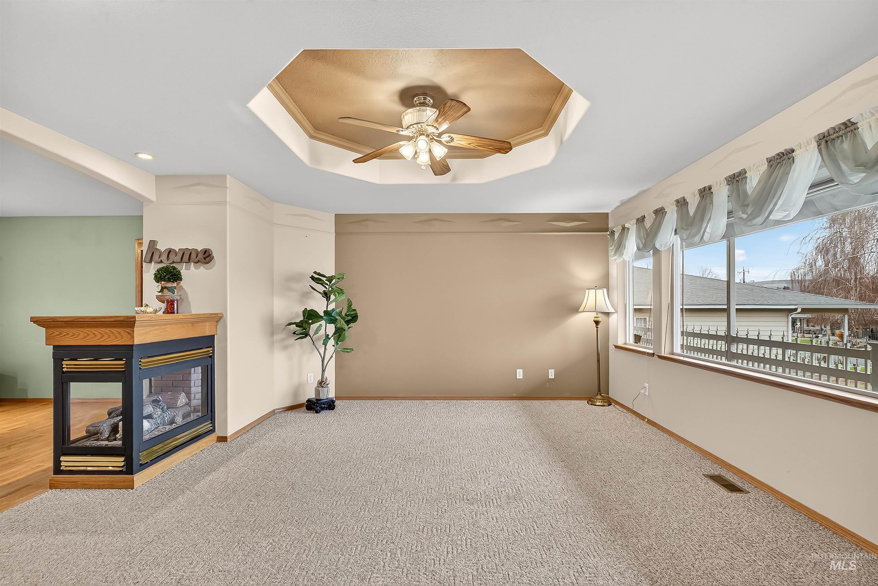 1324 Setlow Court, Clarkston, Washington 99403, 3 Bedrooms, 2.5 Bathrooms, Residential For Sale, Price $457,000,MLS 98972596