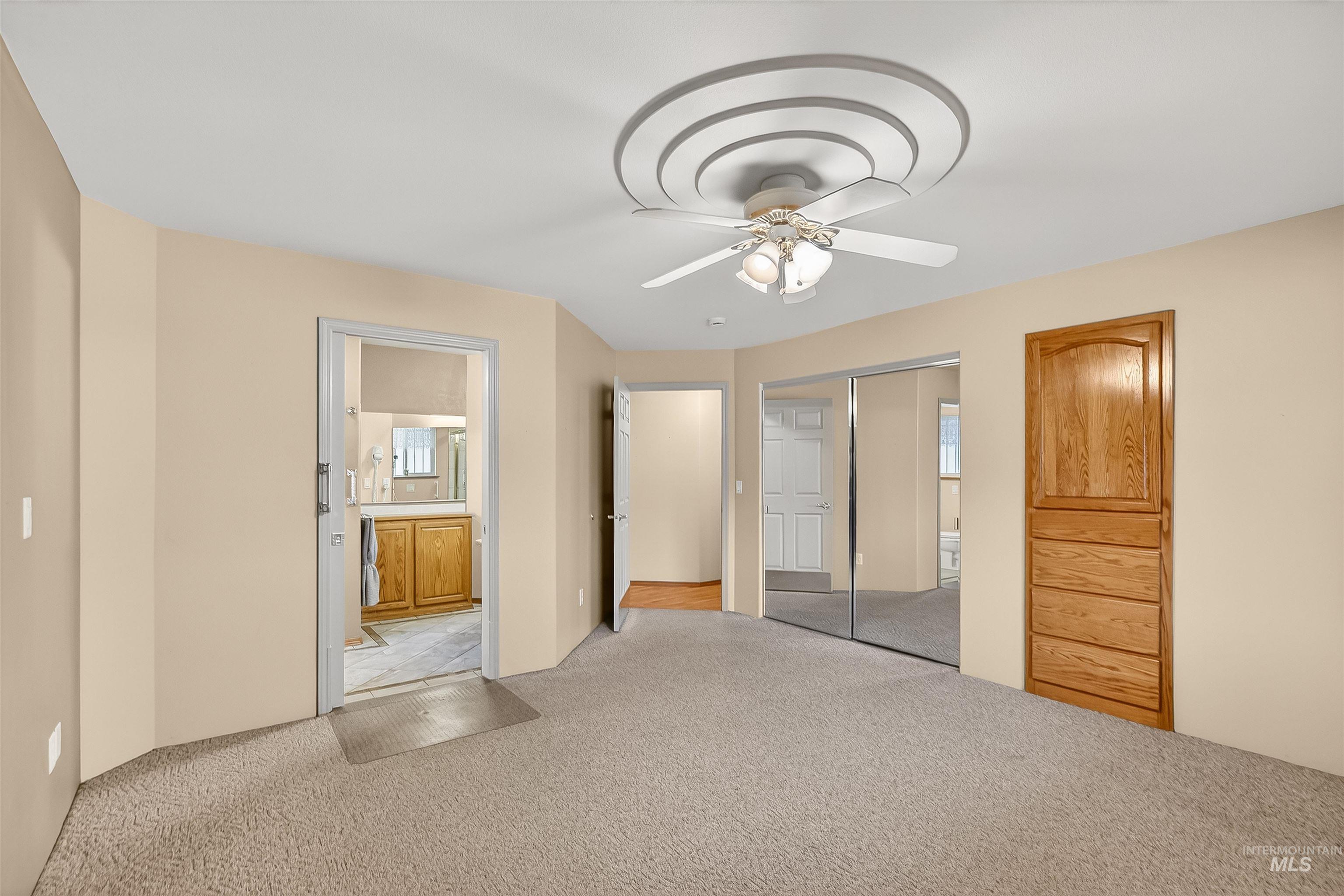 1324 Setlow Court, Clarkston, Washington 99403, 3 Bedrooms, 2.5 Bathrooms, Residential For Sale, Price $457,000,MLS 98972596