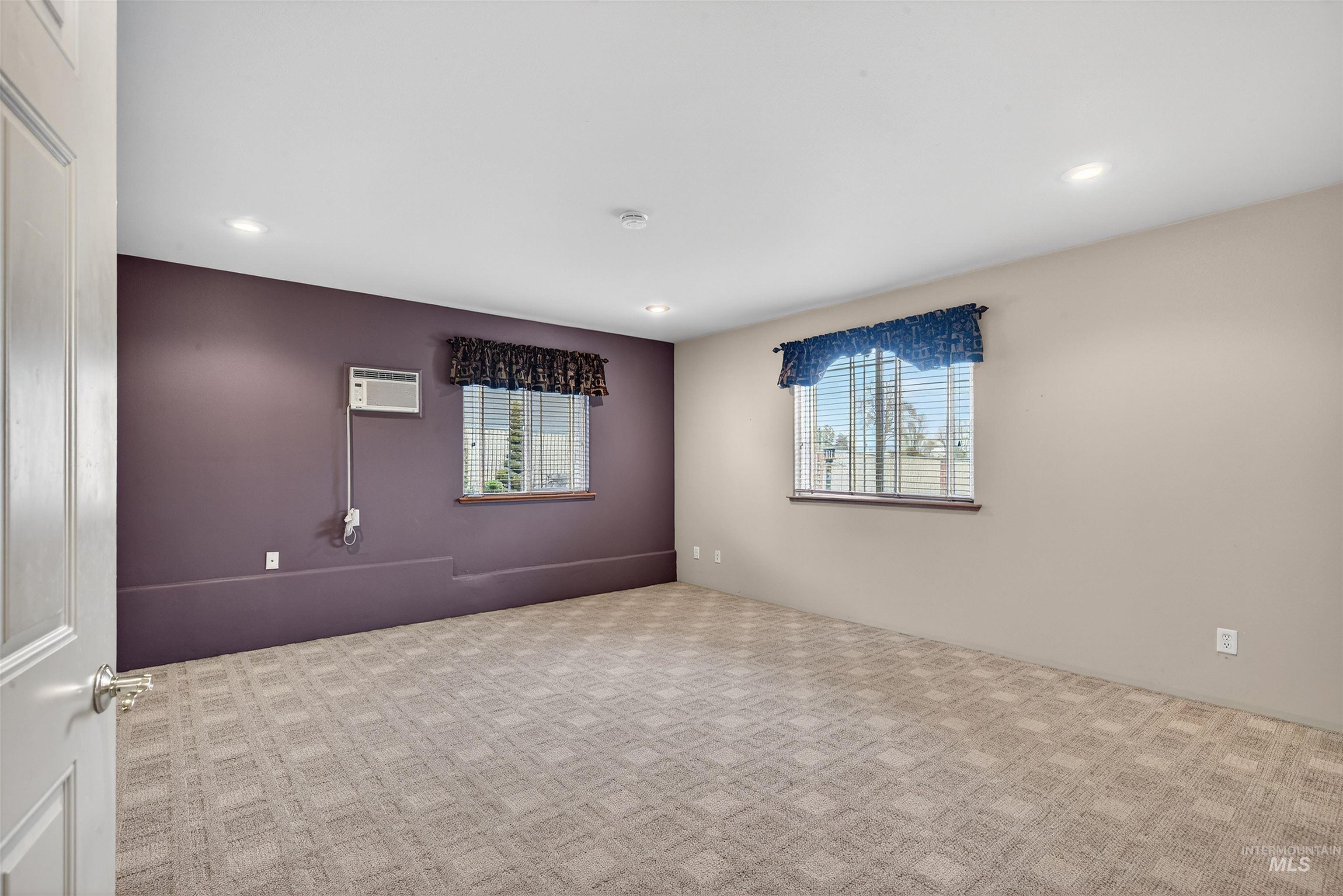 1324 Setlow Court, Clarkston, Washington 99403, 3 Bedrooms, 2.5 Bathrooms, Residential For Sale, Price $457,000,MLS 98972596