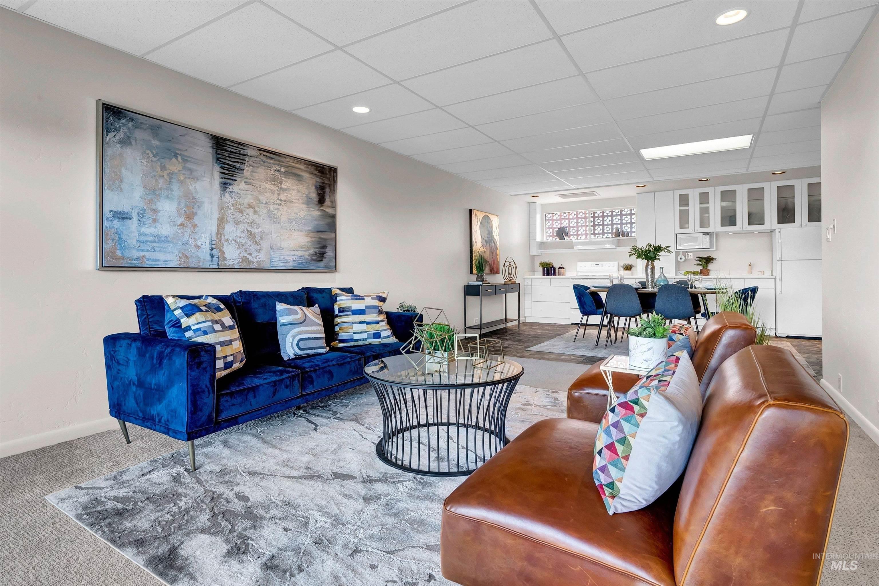 3701 W Crescent Rim Drive, Boise, Idaho 83706, 2 Bedrooms, 2 Bathrooms, Residential For Sale, Price $350,000,MLS 98972597