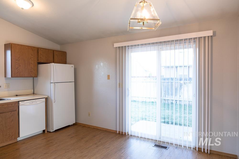 1158 SW 14th Ave, Ontario, Oregon 97914, 2 Bedrooms, 1 Bathroom, Rental For Rent, Price $1,325,MLS 98972598