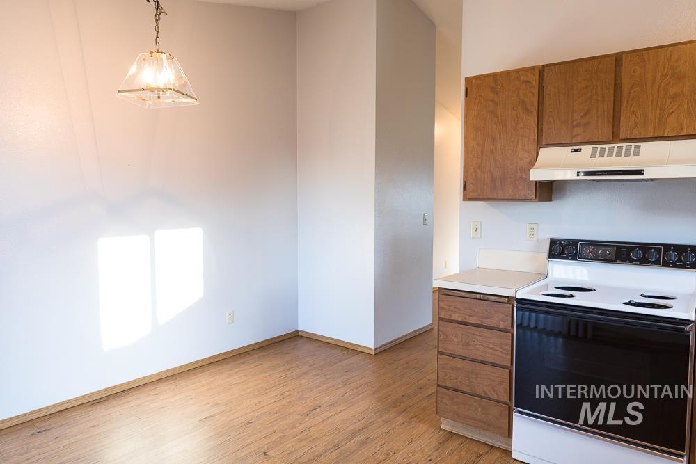 1158 SW 14th Ave, Ontario, Oregon 97914, 2 Bedrooms, 1 Bathroom, Rental For Rent, Price $1,325,MLS 98972598