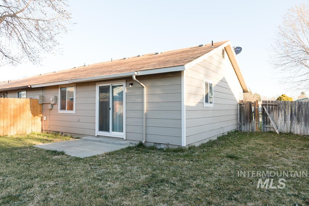 1158 SW 14th Ave, Ontario, Oregon 97914, 2 Bedrooms, 1 Bathroom, Rental For Rent, Price $1,325,MLS 98972598