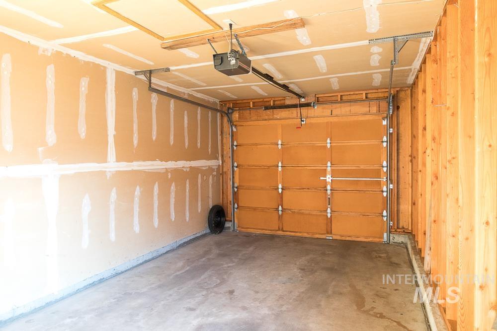 1158 SW 14th Ave, Ontario, Oregon 97914, 2 Bedrooms, 1 Bathroom, Rental For Rent, Price $1,325,MLS 98972598