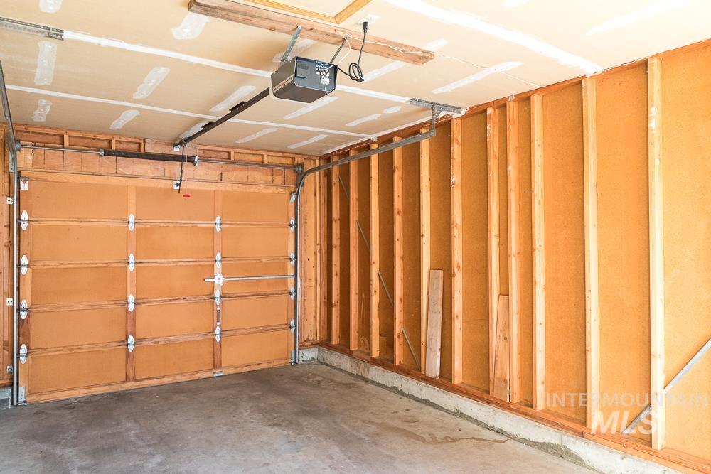 1158 SW 14th Ave, Ontario, Oregon 97914, 2 Bedrooms, 1 Bathroom, Rental For Rent, Price $1,325,MLS 98972598