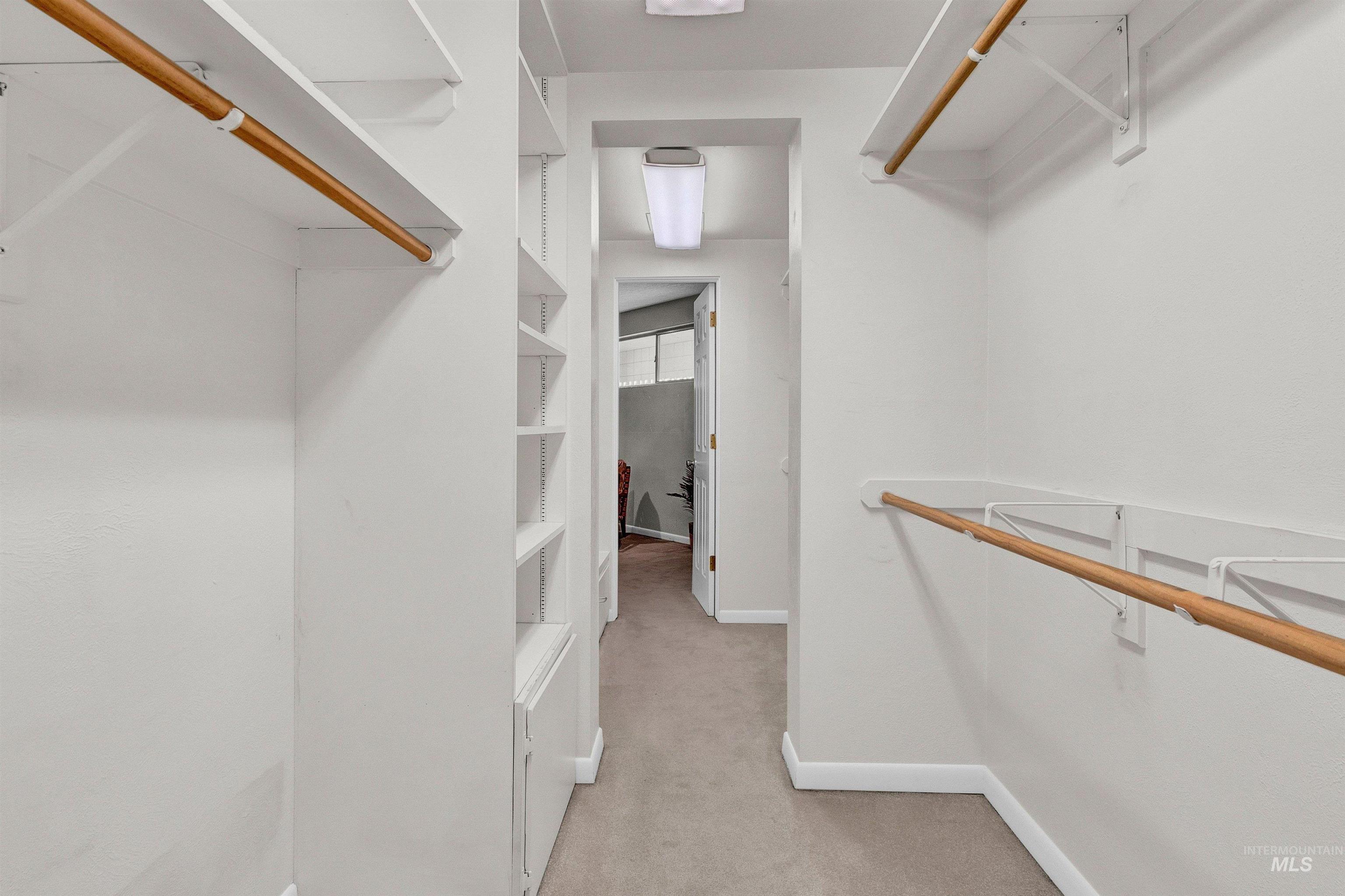 3701 W Crescent Rim Drive, Boise, Idaho 83706, 2 Bedrooms, 2 Bathrooms, Residential For Sale, Price $800,000,MLS 98972601