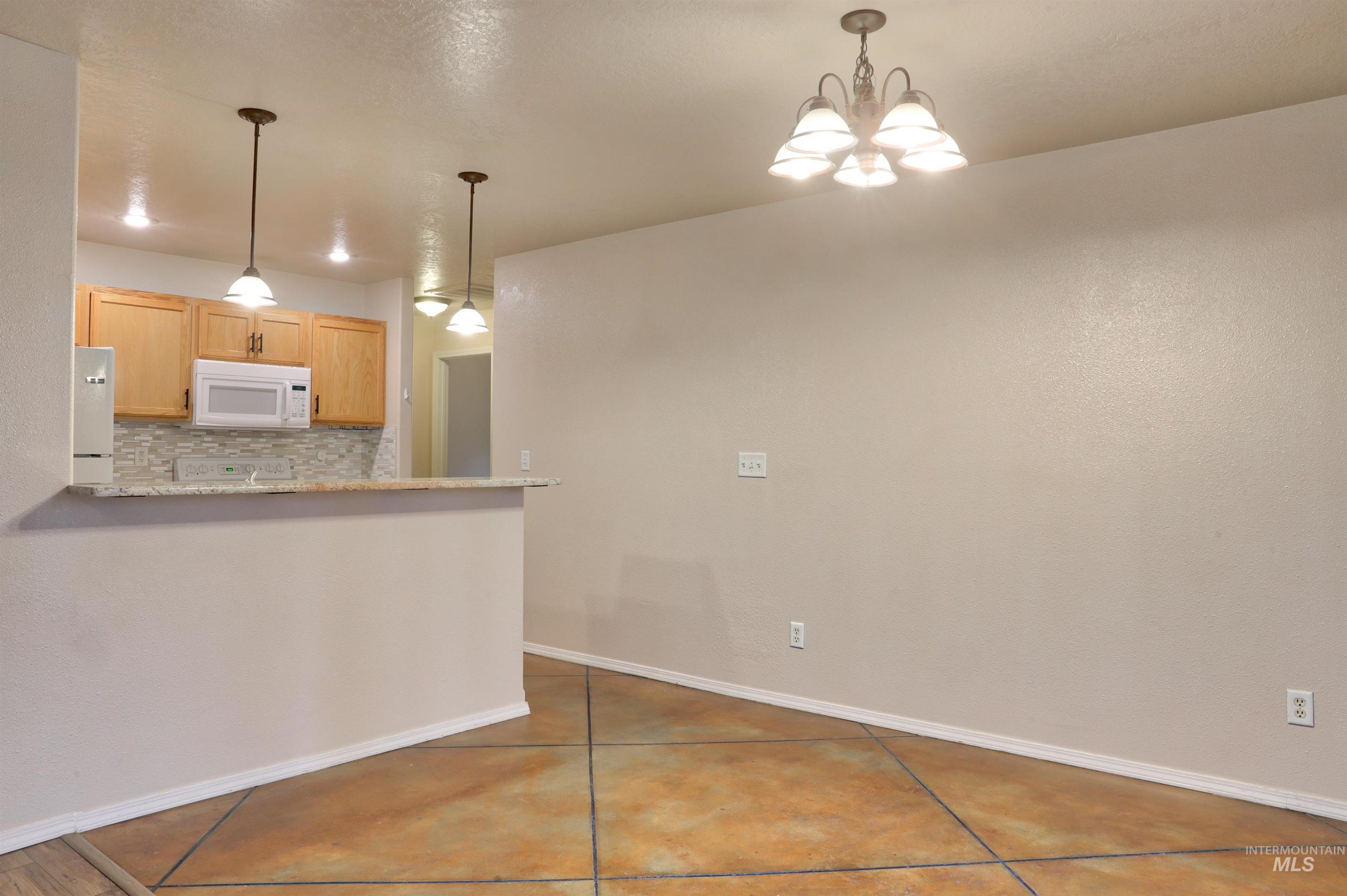 1409 W Orchard Ave, Nampa, Idaho 83651, 3 Bedrooms, 2 Bathrooms, Residential For Sale, Price $325,000,MLS 98972602