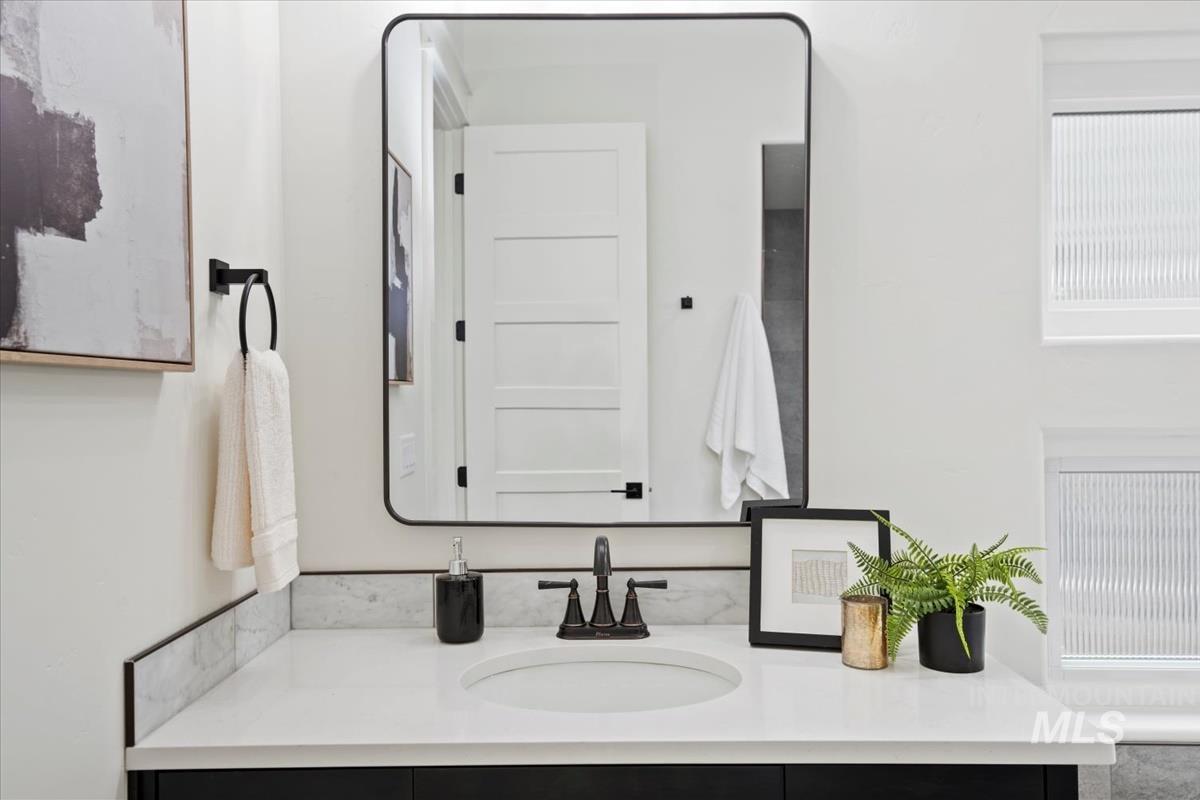 9953 S Peregrine Falcon Ave, Nampa, Idaho 83686, 3 Bedrooms, 3.5 Bathrooms, Residential For Sale, Price $979,900,MLS 98972604