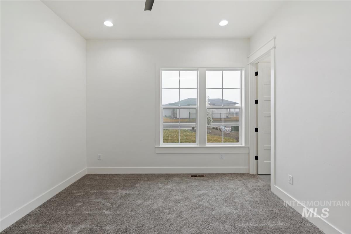 9953 S Peregrine Falcon Ave, Nampa, Idaho 83686, 3 Bedrooms, 3.5 Bathrooms, Residential For Sale, Price $979,900,MLS 98972604