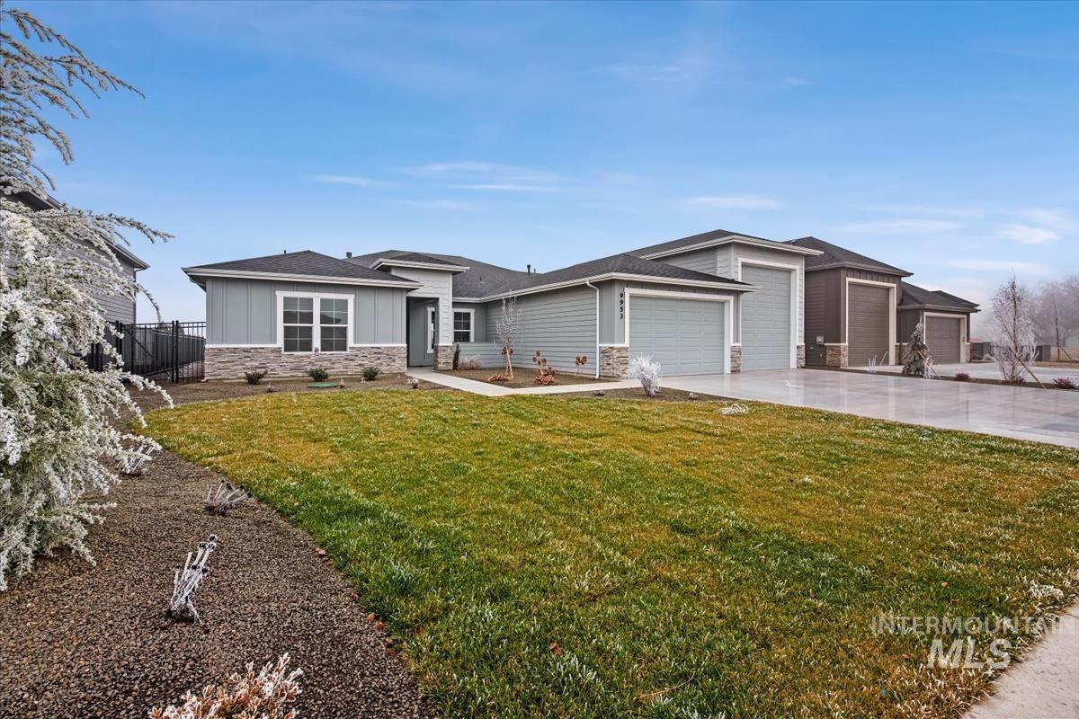 9953 S Peregrine Falcon Ave, Nampa, Idaho 83686, 3 Bedrooms, 3.5 Bathrooms, Residential For Sale, Price $979,900,MLS 98972604