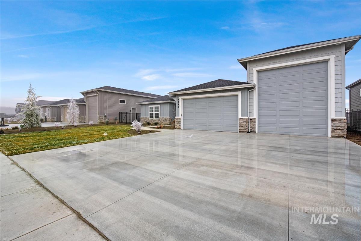 9953 S Peregrine Falcon Ave, Nampa, Idaho 83686, 3 Bedrooms, 3.5 Bathrooms, Residential For Sale, Price $979,900,MLS 98972604