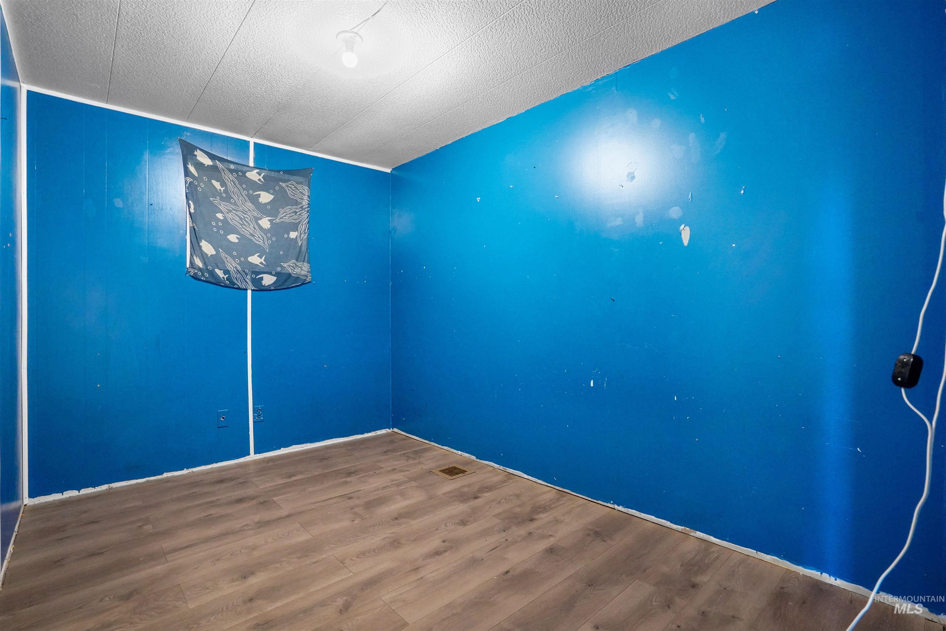 757 Normal Ave. #C-6, Burley, Idaho 83318, 3 Bedrooms, 1 Bathroom, Residential For Sale, Price $40,000,MLS 98972605