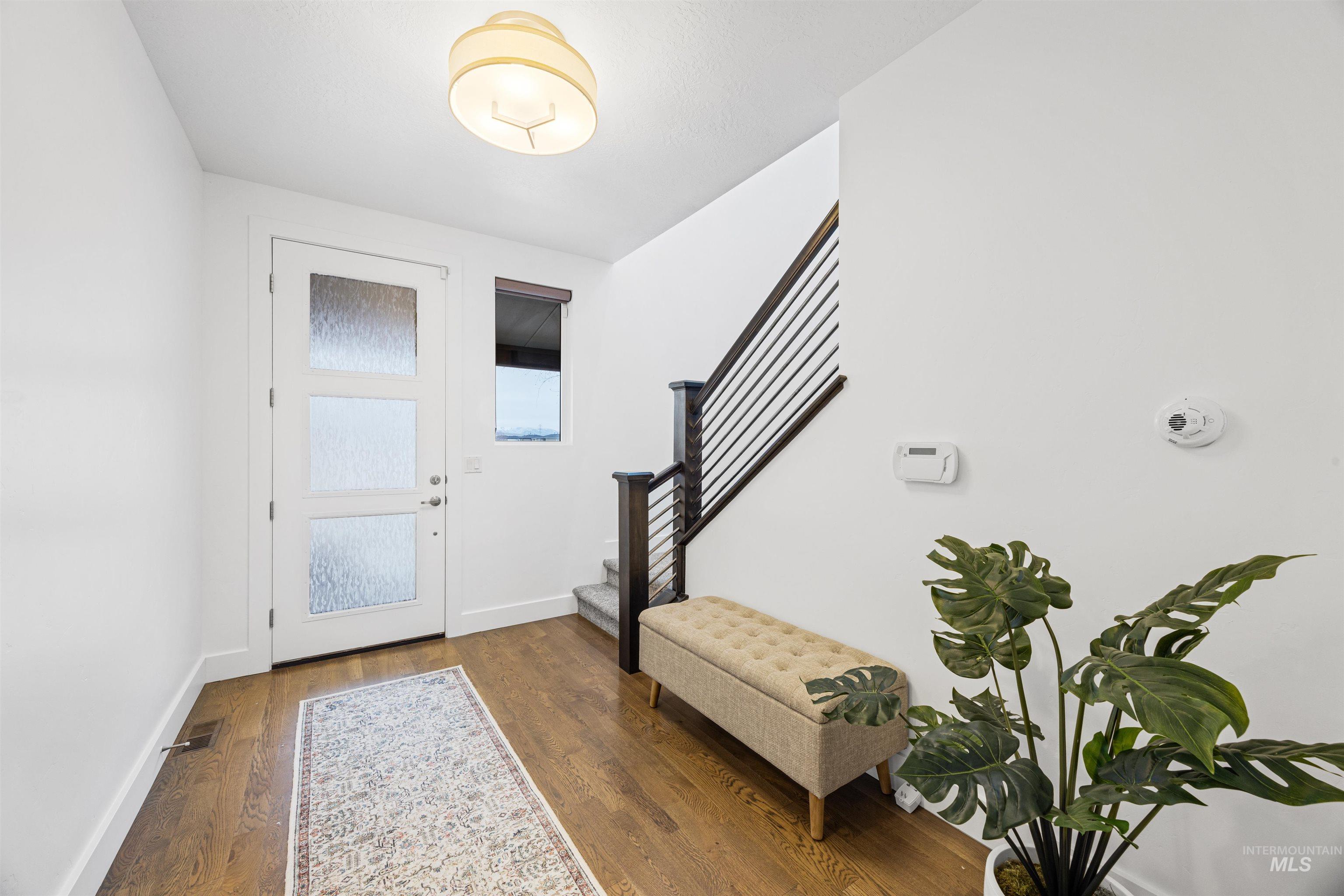 3103 S Old Hickory Way, Boise, Idaho 83716, 5 Bedrooms, 3.5 Bathrooms, Residential For Sale, Price $899,000,MLS 98972606