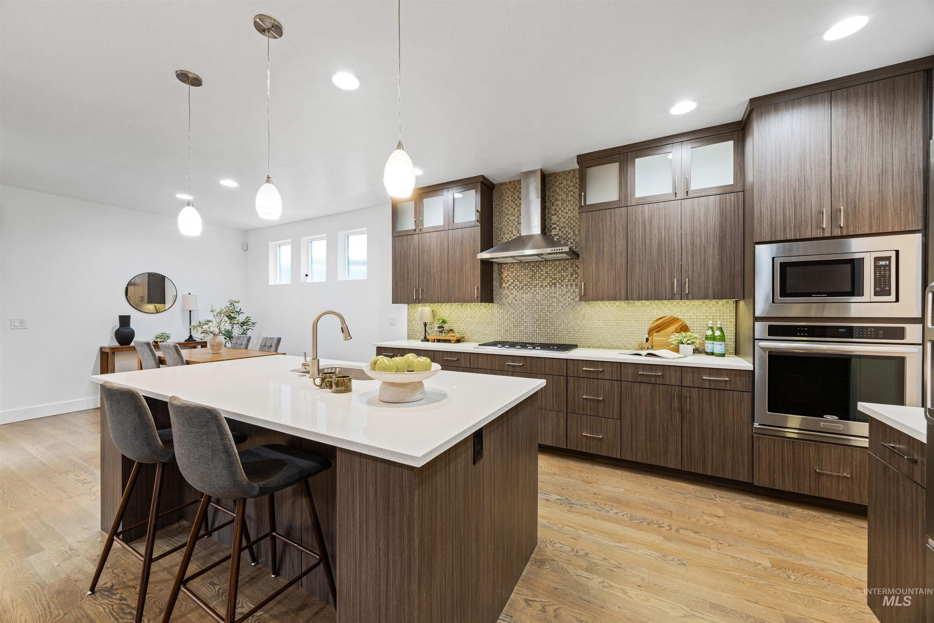 3103 S Old Hickory Way, Boise, Idaho 83716, 5 Bedrooms, 3.5 Bathrooms, Residential For Sale, Price $899,000,MLS 98972606