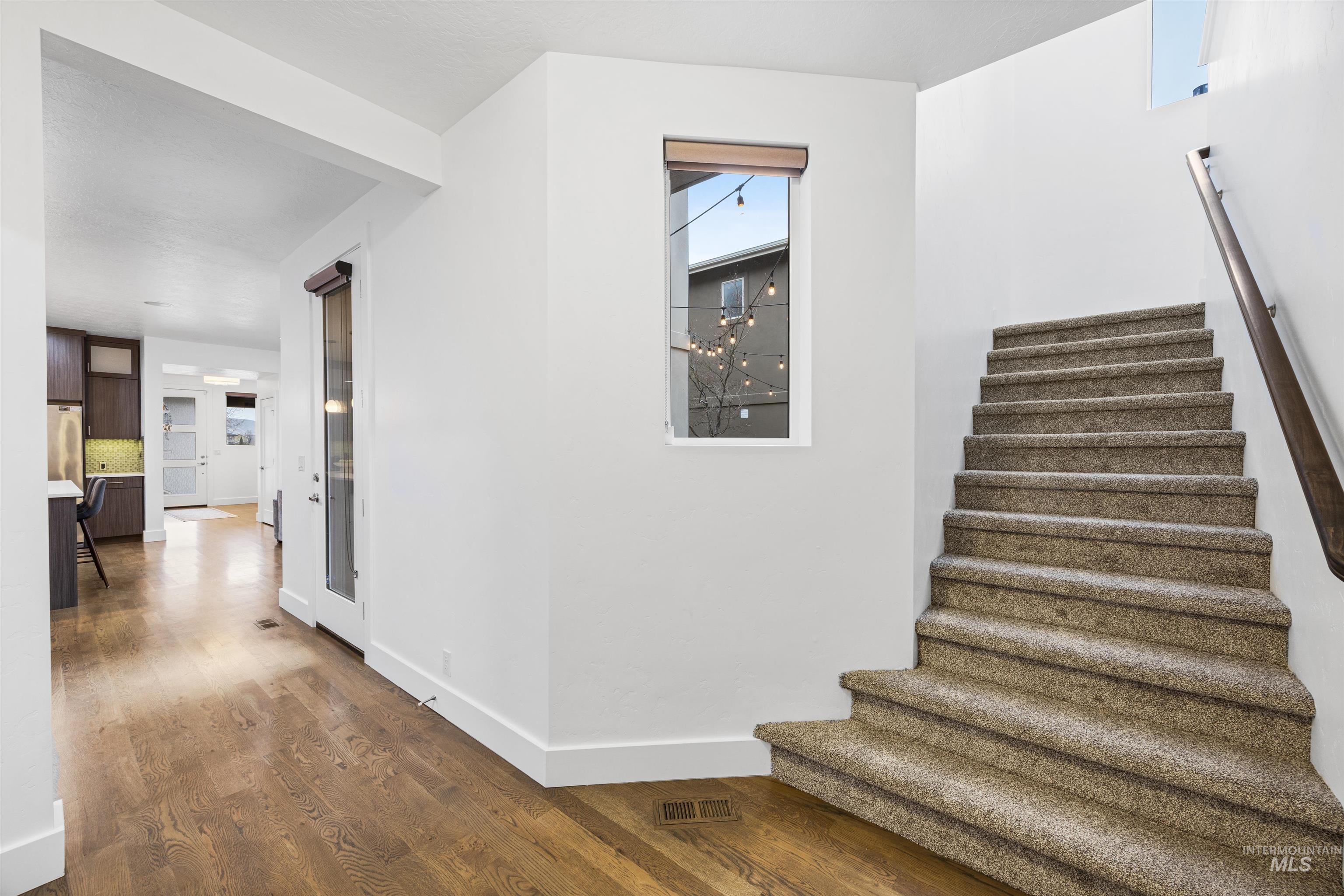 3103 S Old Hickory Way, Boise, Idaho 83716, 5 Bedrooms, 3.5 Bathrooms, Residential For Sale, Price $899,000,MLS 98972606