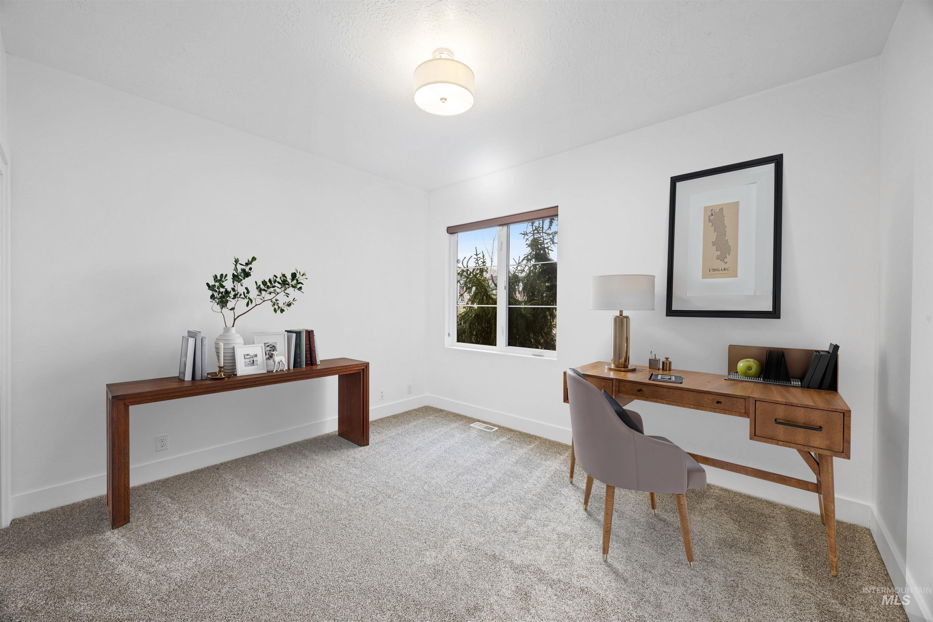 3103 S Old Hickory Way, Boise, Idaho 83716, 5 Bedrooms, 3.5 Bathrooms, Residential For Sale, Price $899,000,MLS 98972606