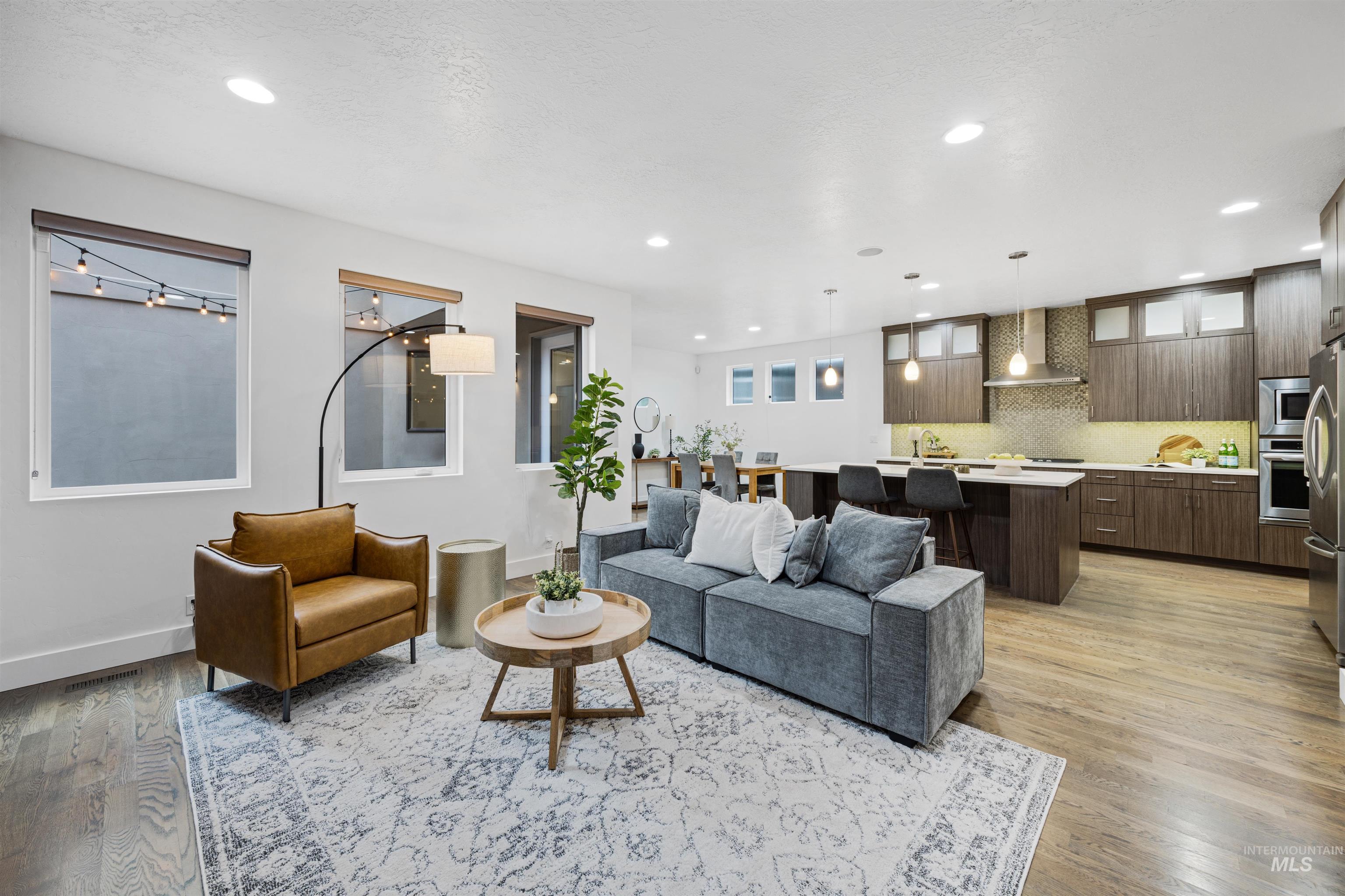 3103 S Old Hickory Way, Boise, Idaho 83716, 5 Bedrooms, 3.5 Bathrooms, Residential For Sale, Price $899,000,MLS 98972606