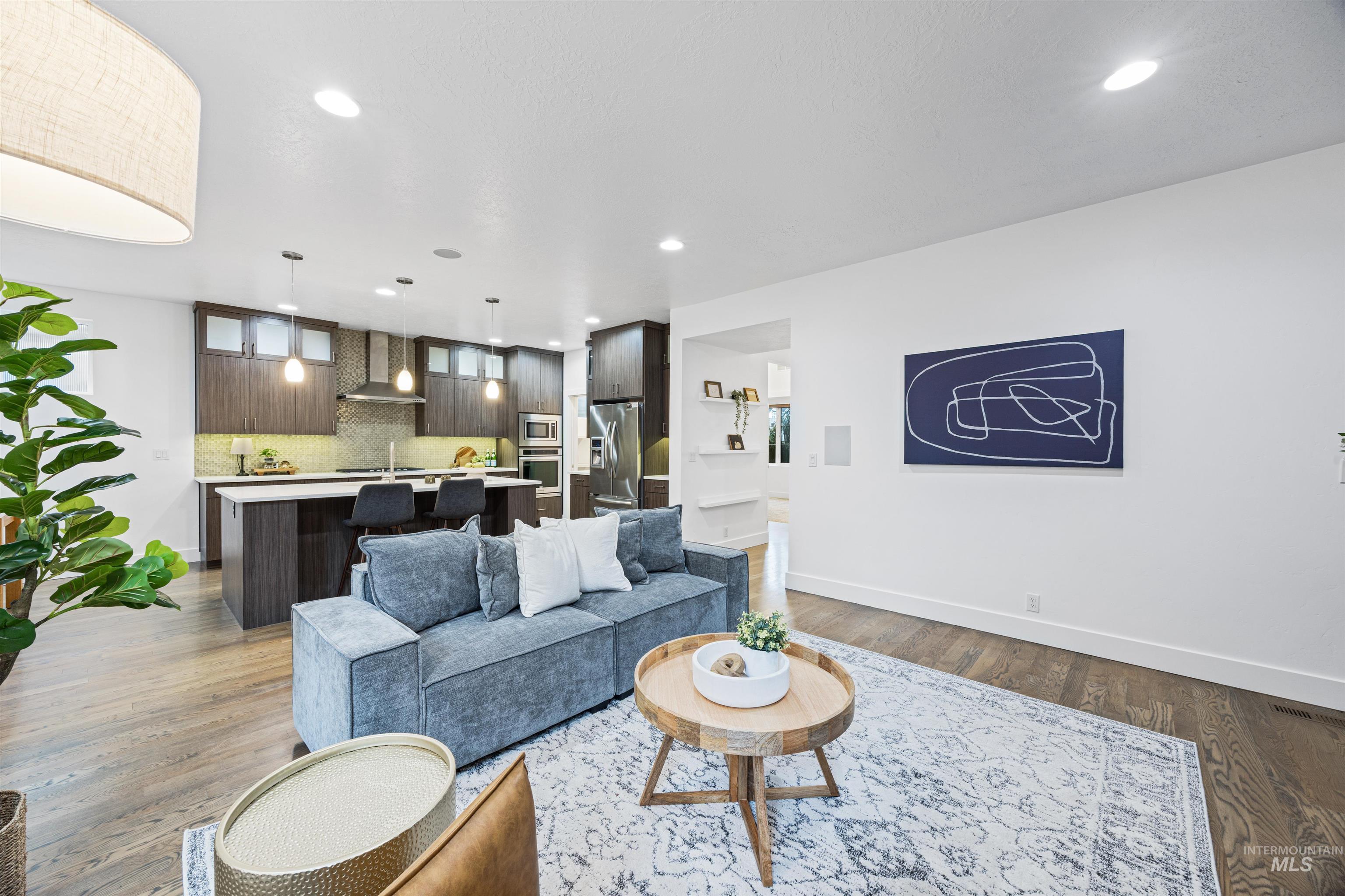 3103 S Old Hickory Way, Boise, Idaho 83716, 5 Bedrooms, 3.5 Bathrooms, Residential For Sale, Price $899,000,MLS 98972606