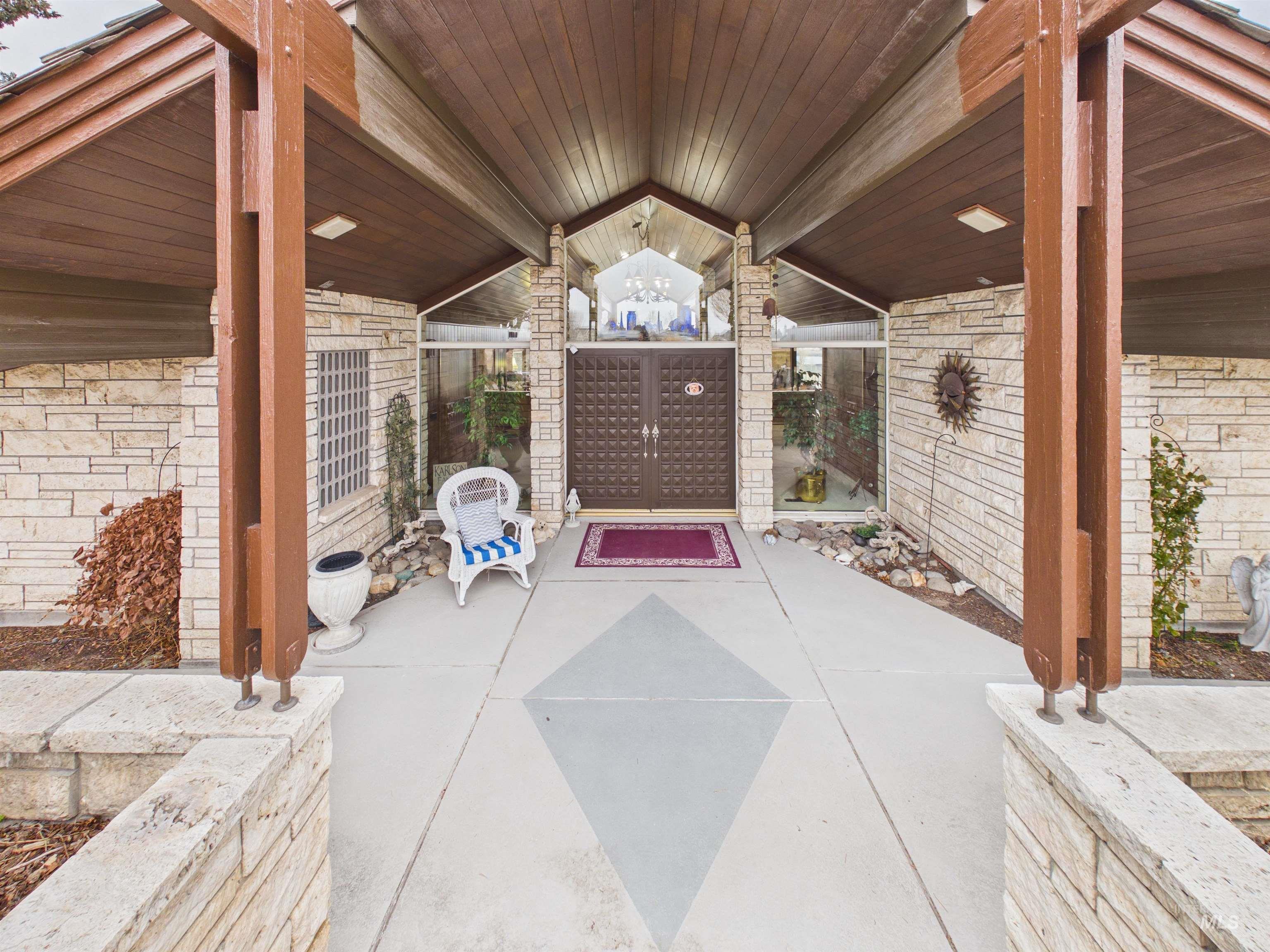 34 Van Engelen Road, Burley, Idaho 83318, 3 Bedrooms, 4 Bathrooms, Residential For Sale, Price $1,250,000,MLS 98972607