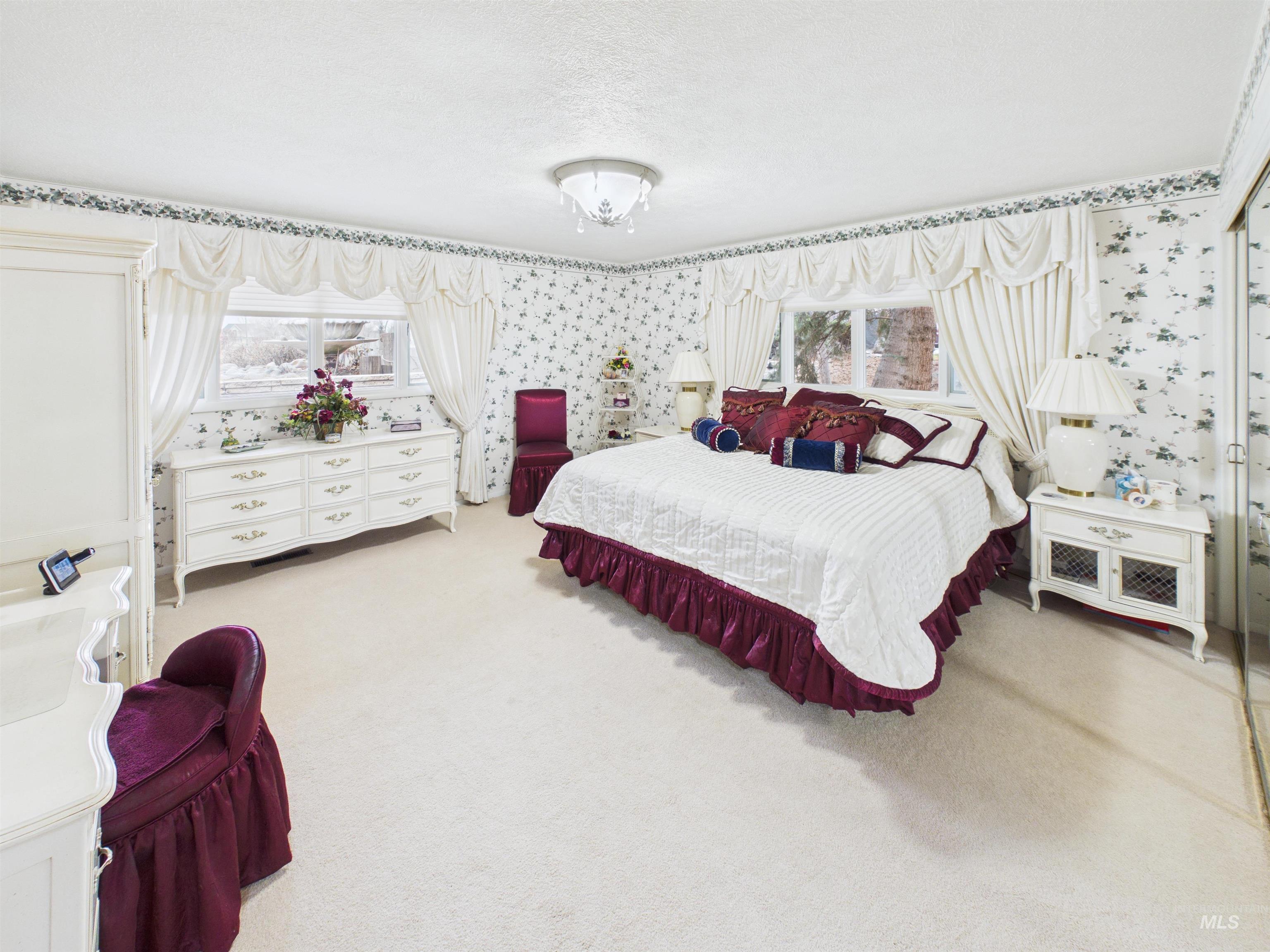 34 Van Engelen Road, Burley, Idaho 83318, 3 Bedrooms, 4 Bathrooms, Residential For Sale, Price $1,250,000,MLS 98972607