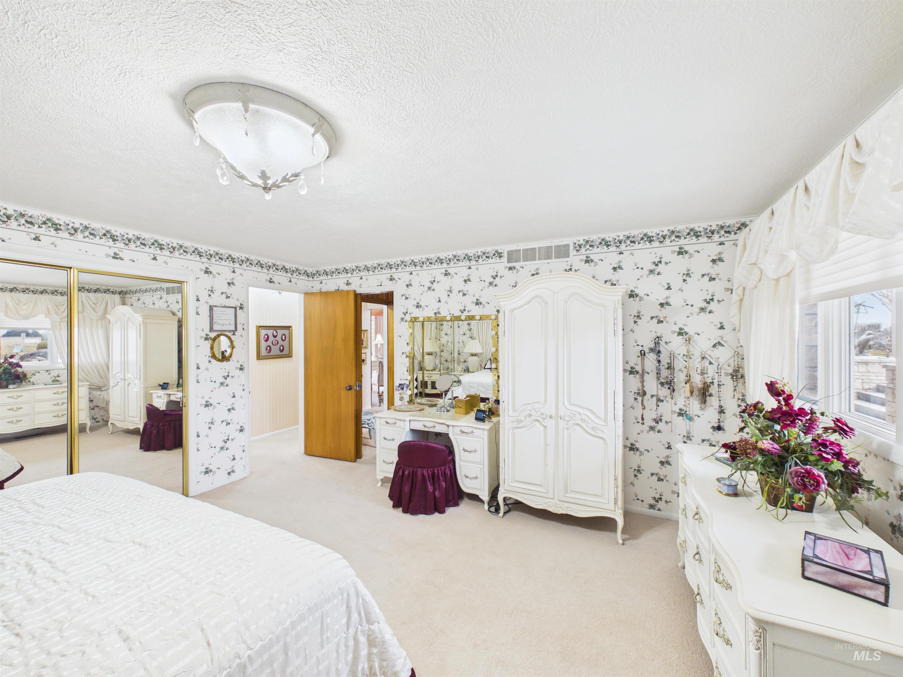 34 Van Engelen Road, Burley, Idaho 83318, 3 Bedrooms, 4 Bathrooms, Residential For Sale, Price $1,250,000,MLS 98972607